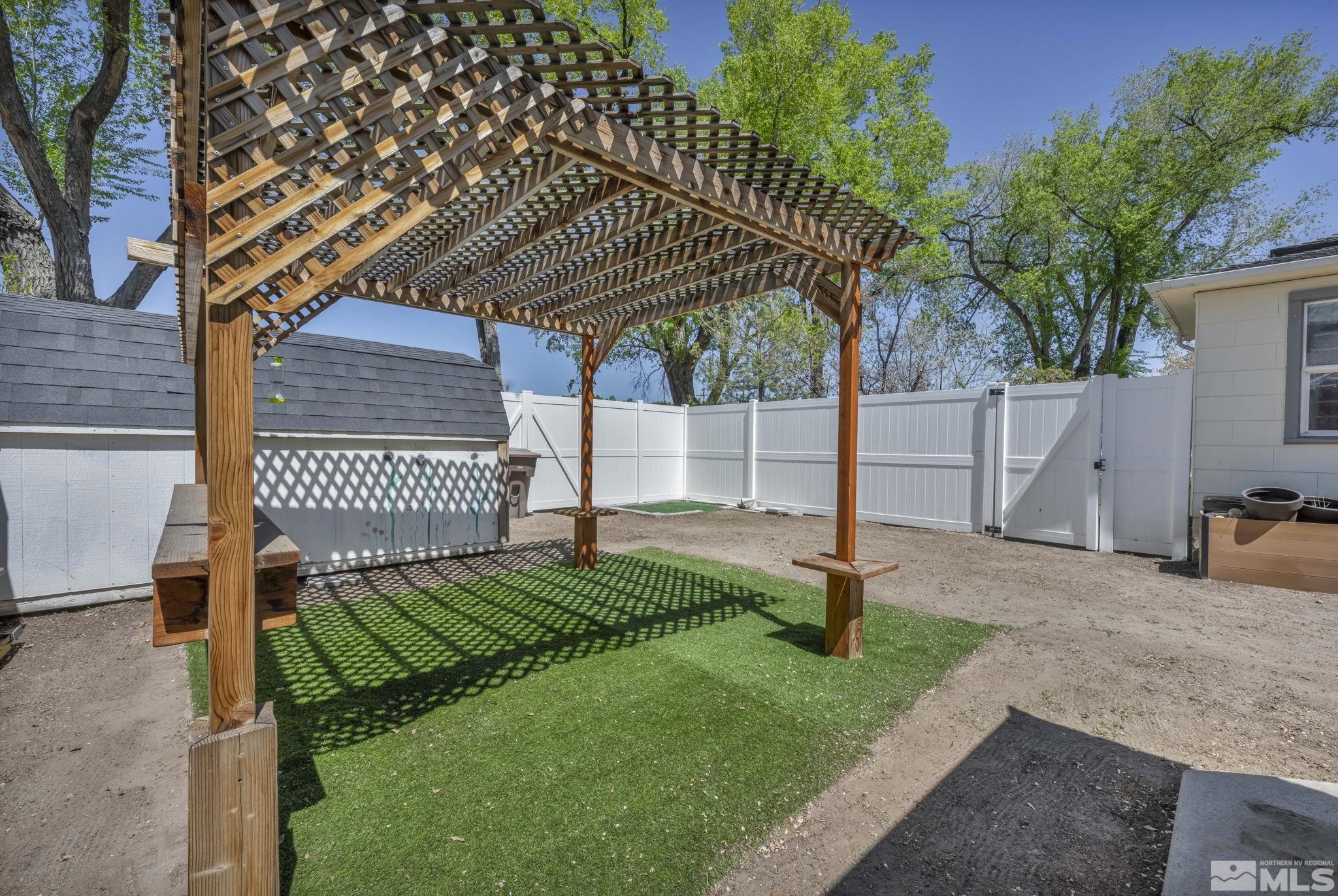 1558 First Street Property Photo 34