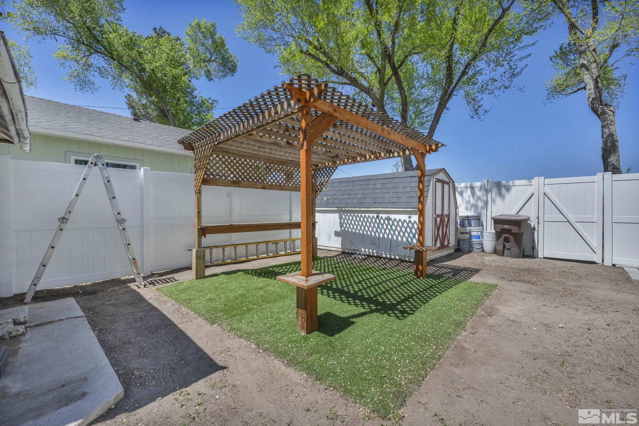 1558 First Street Property Photo 35
