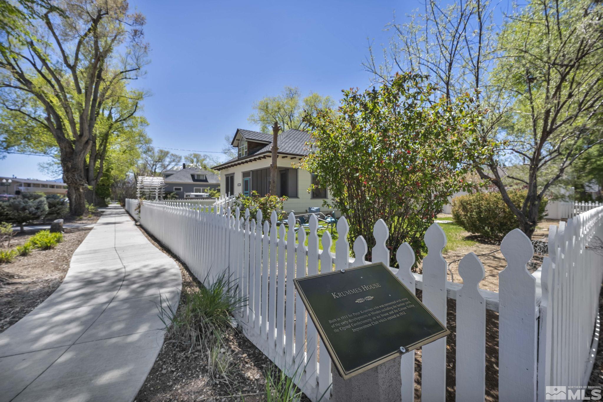 1558 First Street Property Photo 38