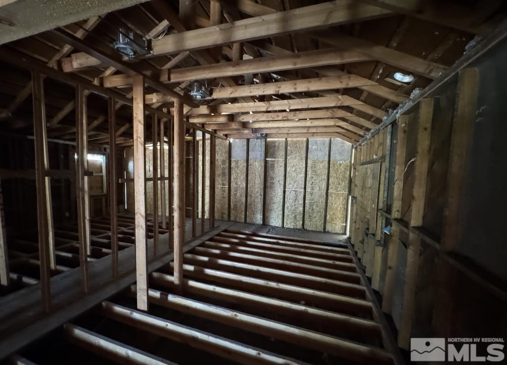 400 4th St Property Photo 5