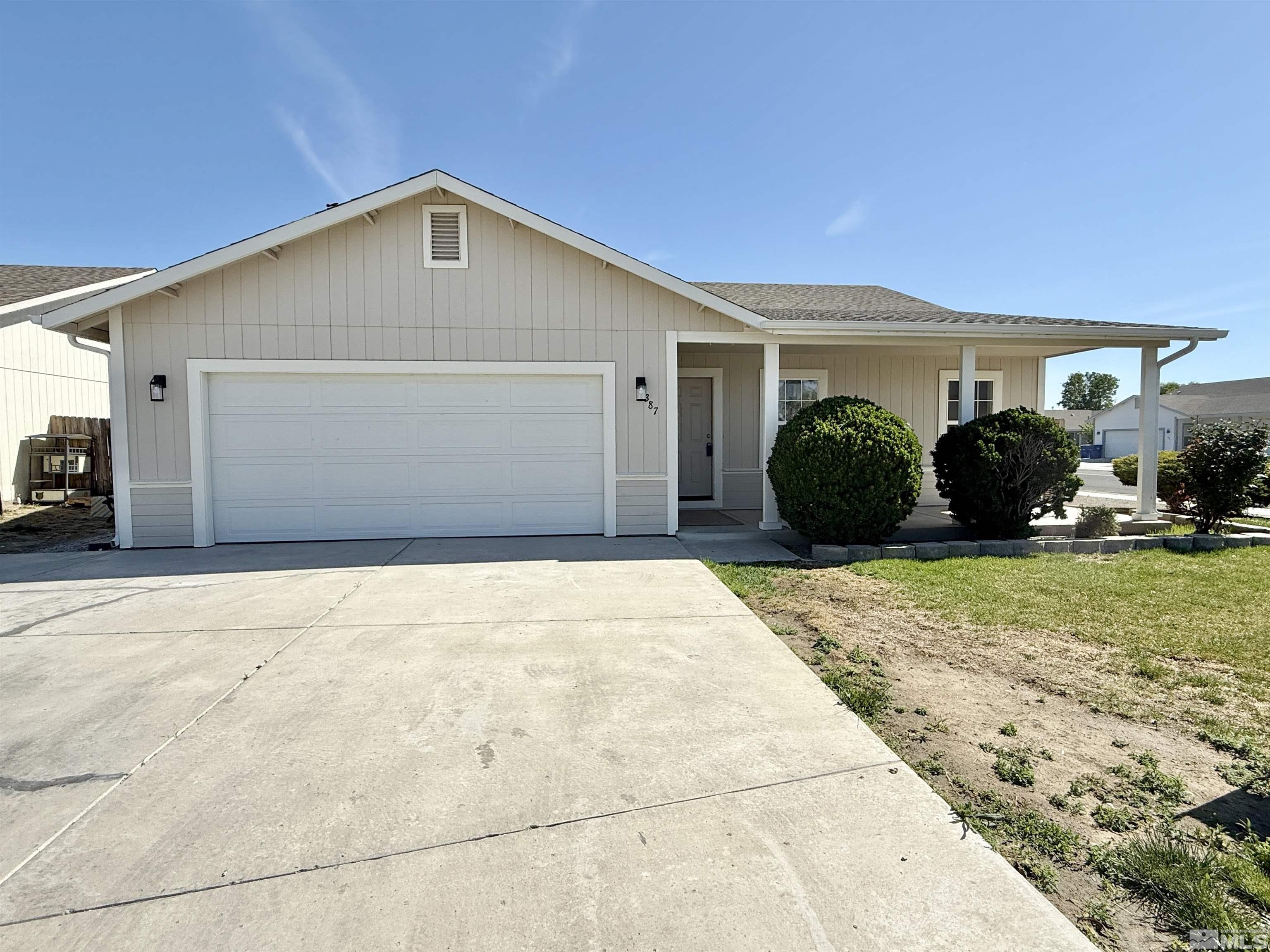 387 Colorado Ln Property Photo