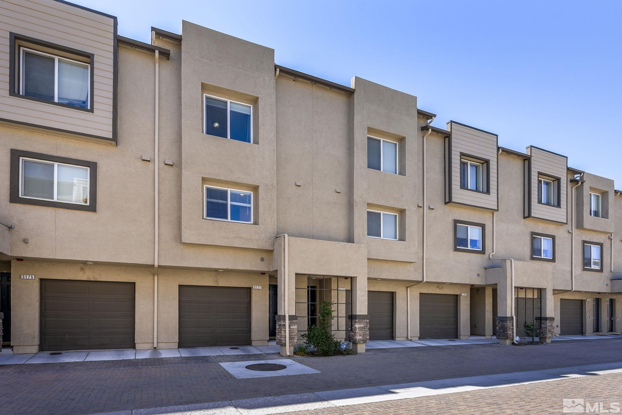 3177 Sterling Ridge Cir Property Photo 1