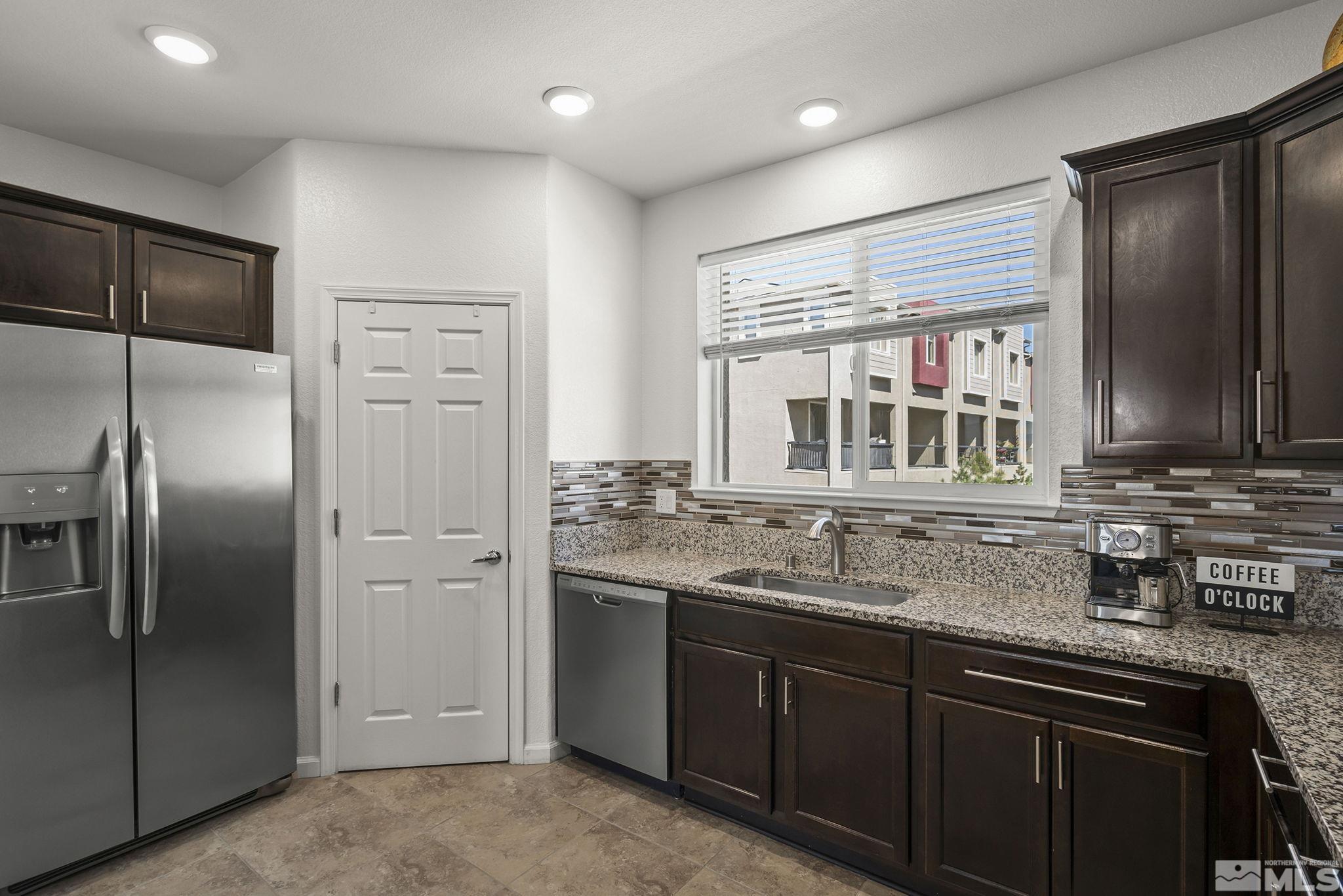 3177 Sterling Ridge Cir Property Photo 16