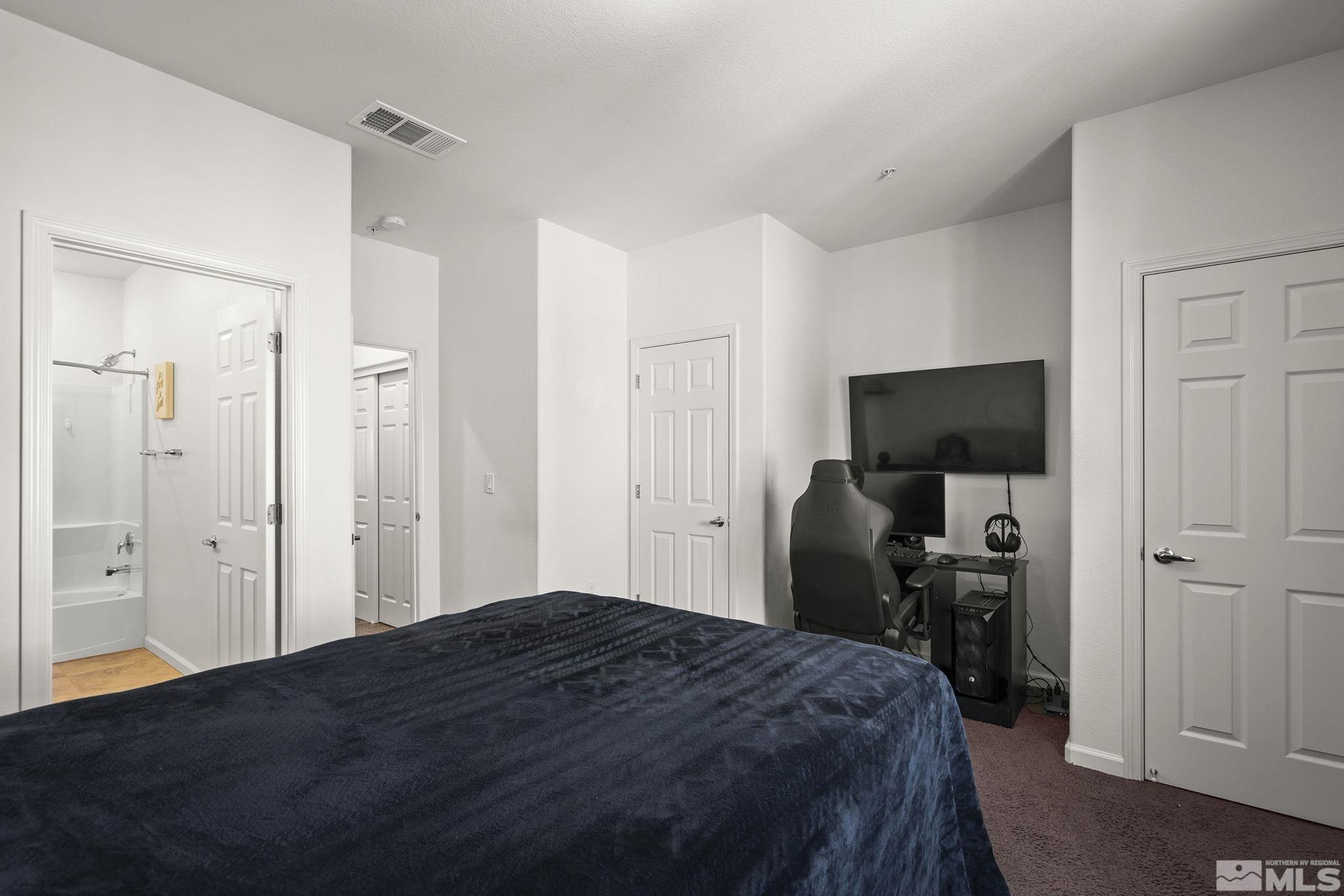 3177 Sterling Ridge Cir Property Photo 22