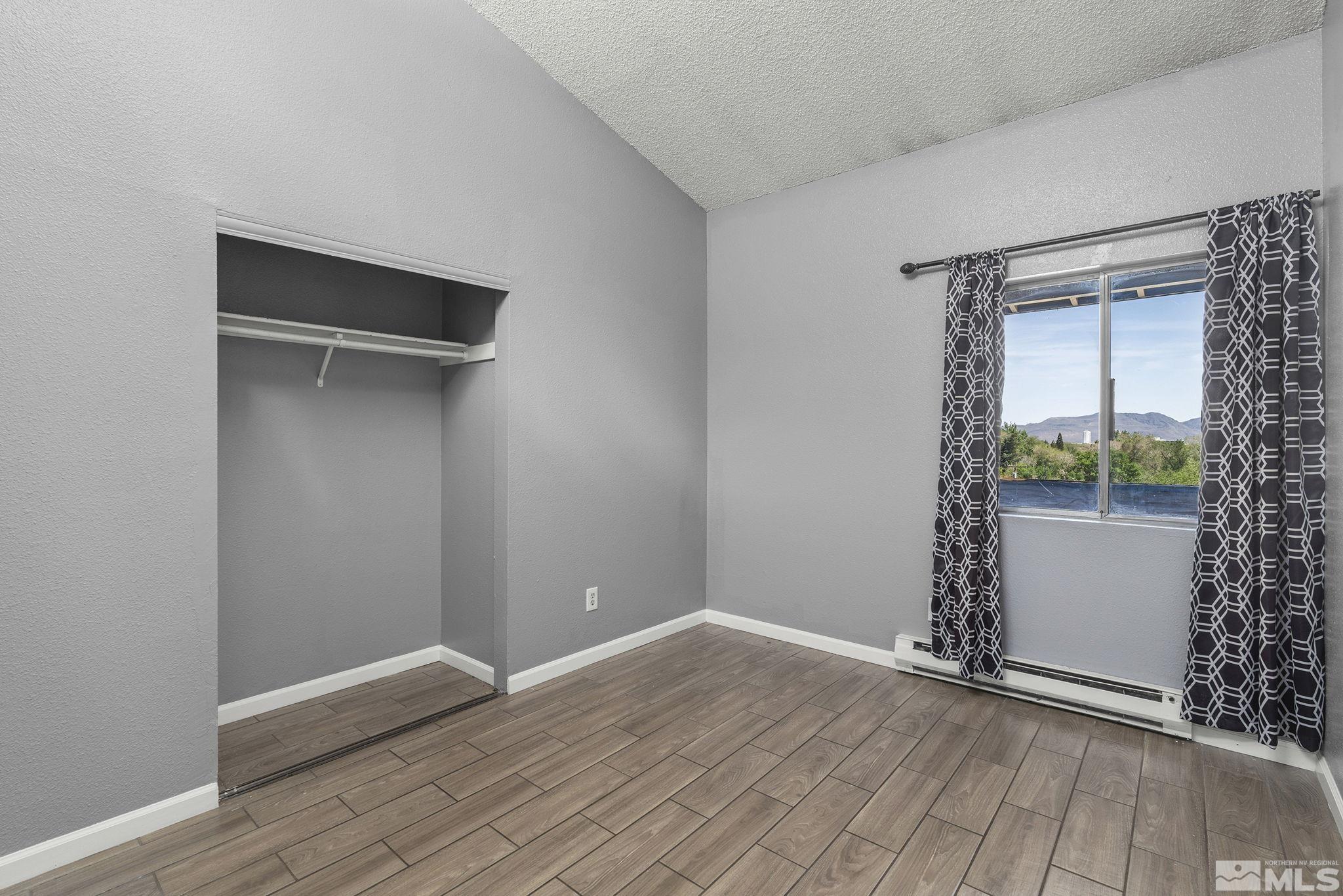 2090 Highview Ct Property Photo 11