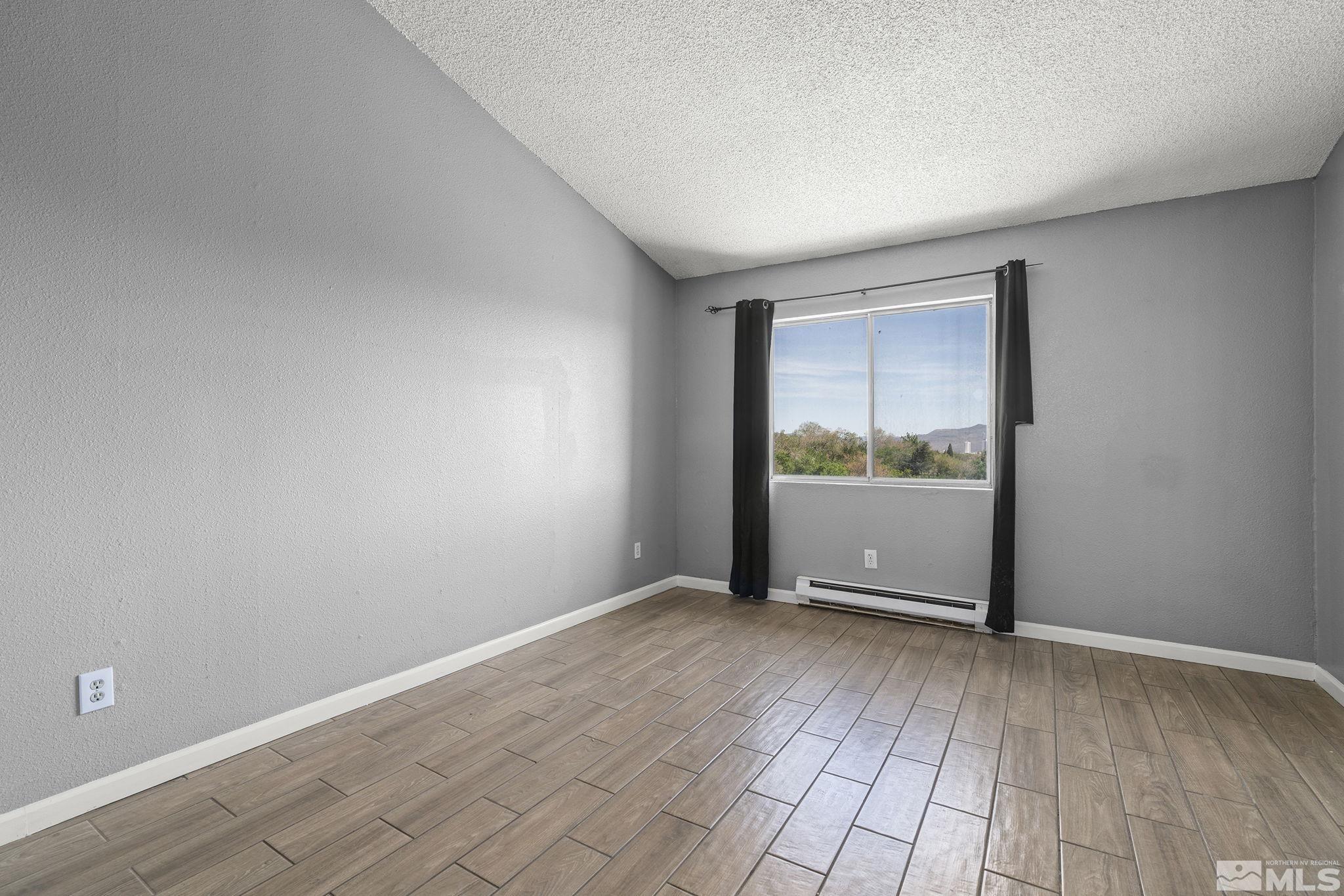 2090 Highview Ct Property Photo 12