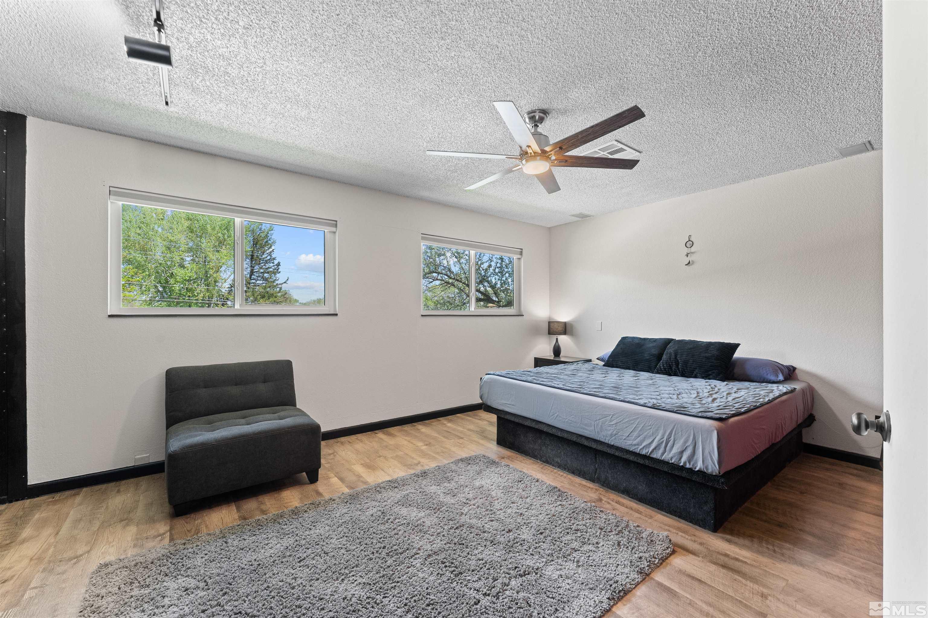 124 Smithridge Park Property Photo 15
