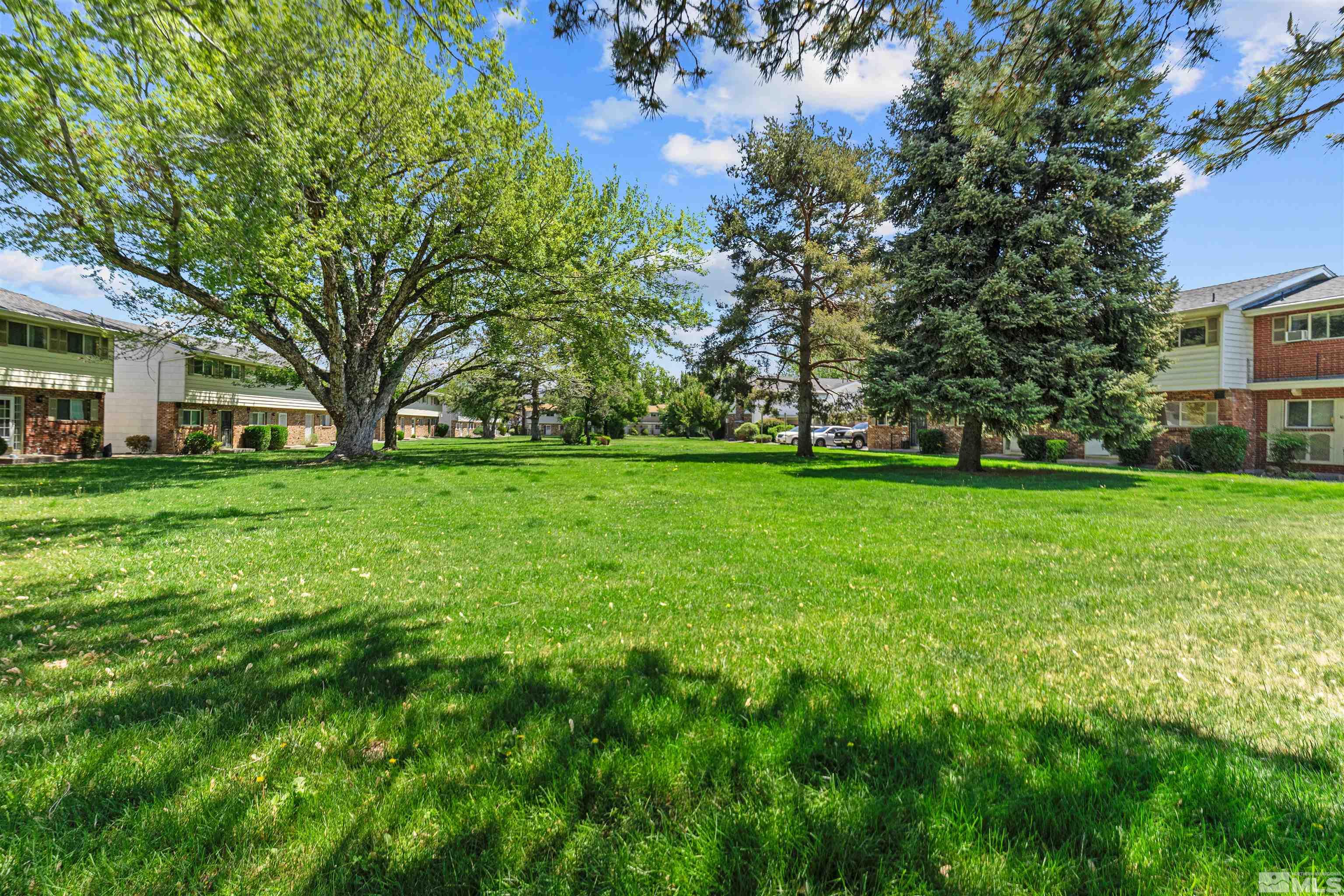 124 Smithridge Park Property Photo 29