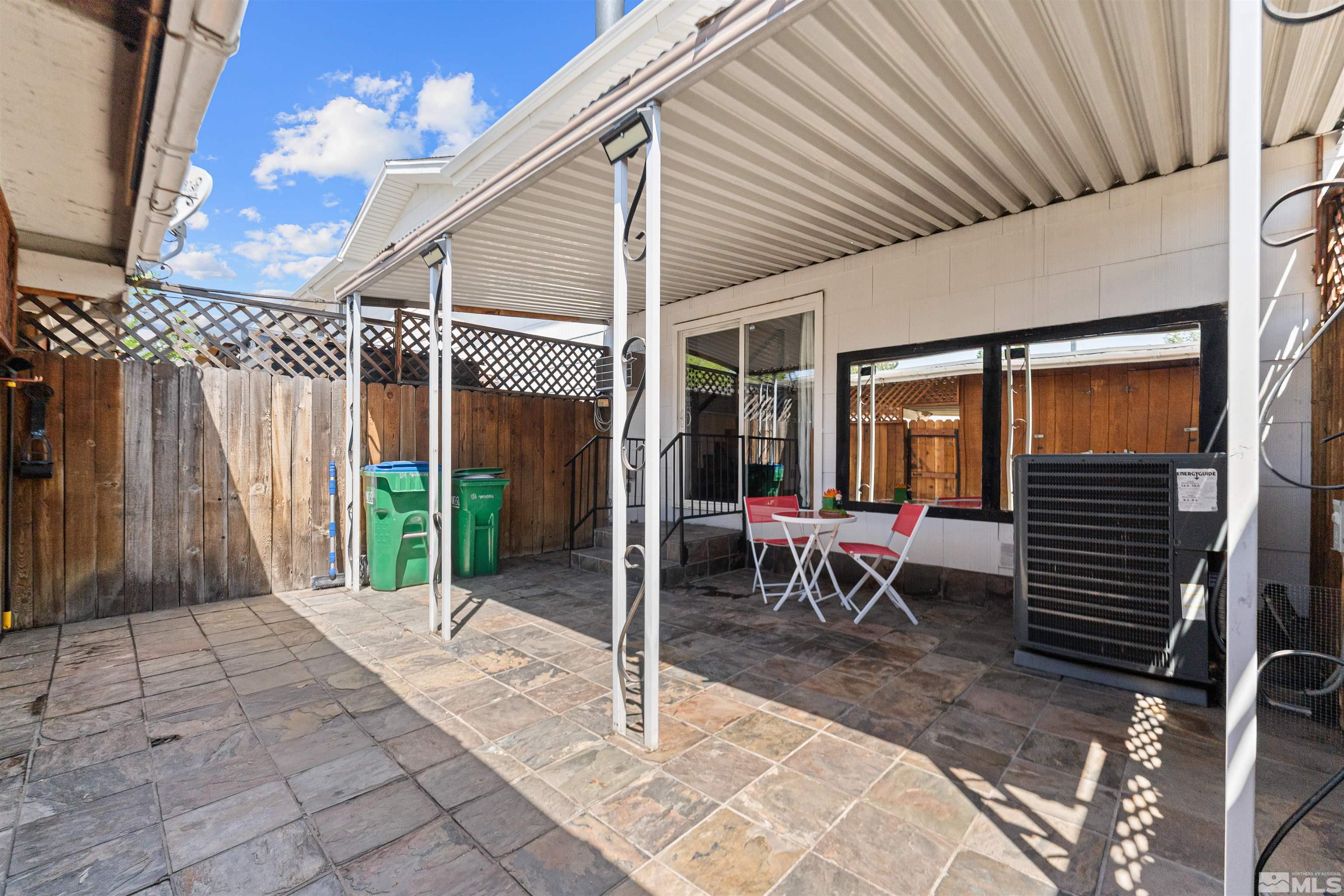 124 Smithridge Park Property Photo 32