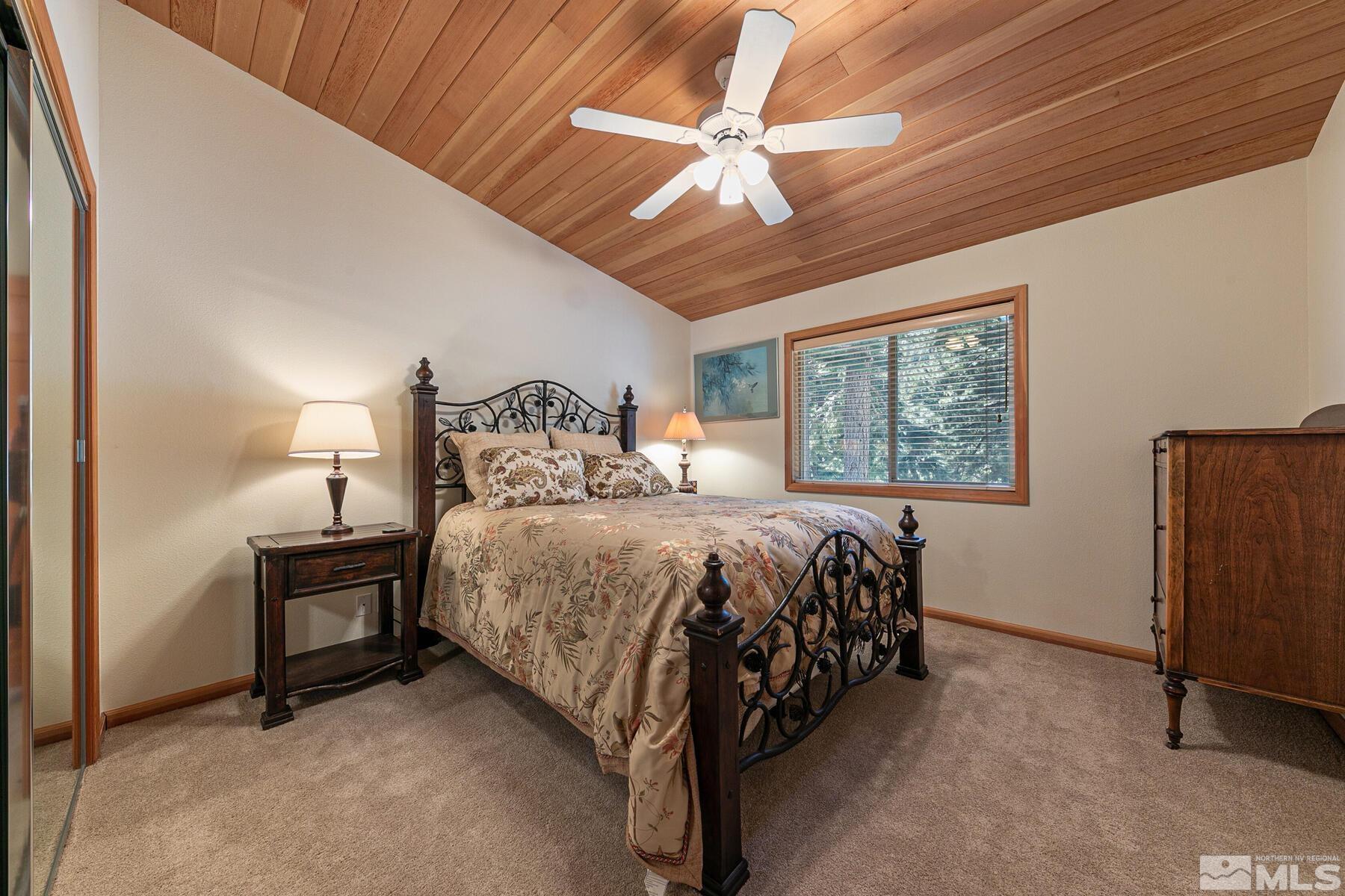 967 Jennifer Property Photo 28