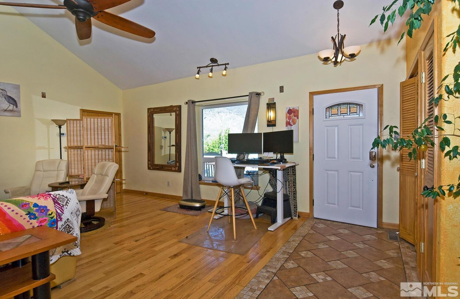 115 Chambers Ln Property Photo 19