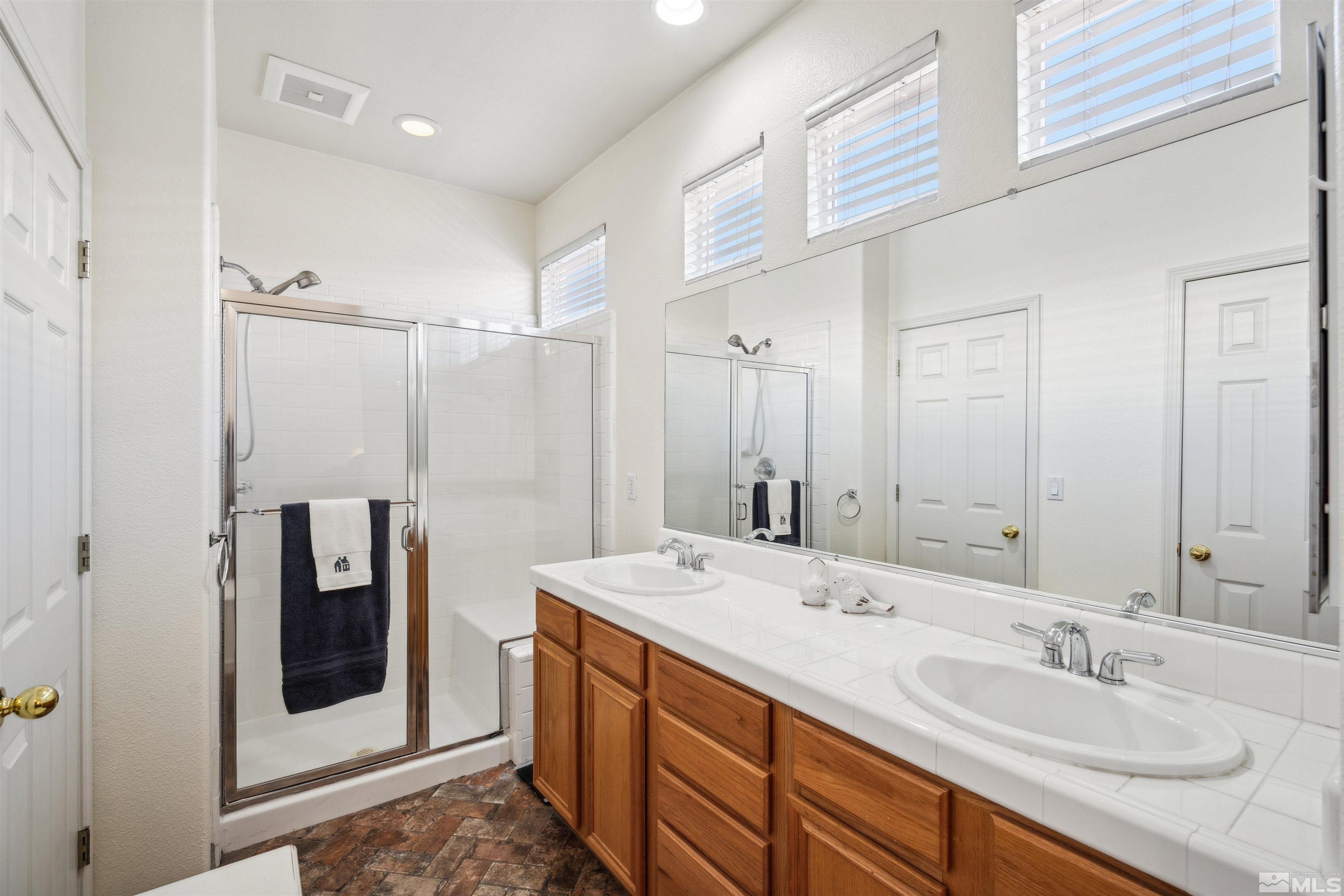 1236 Tule Drive Property Photo 15