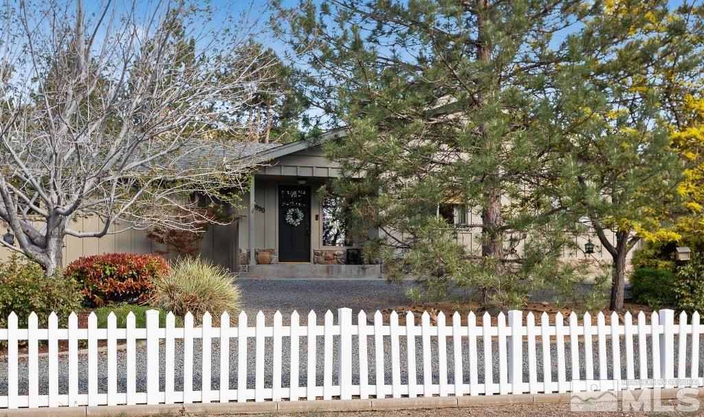 2990 Tamarisk Dr Property Photo 1