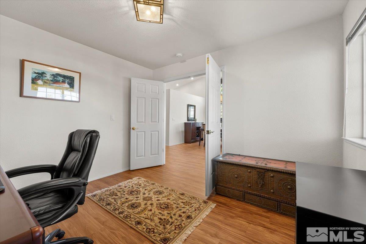 15524 Quicksilver Drive Property Photo 10