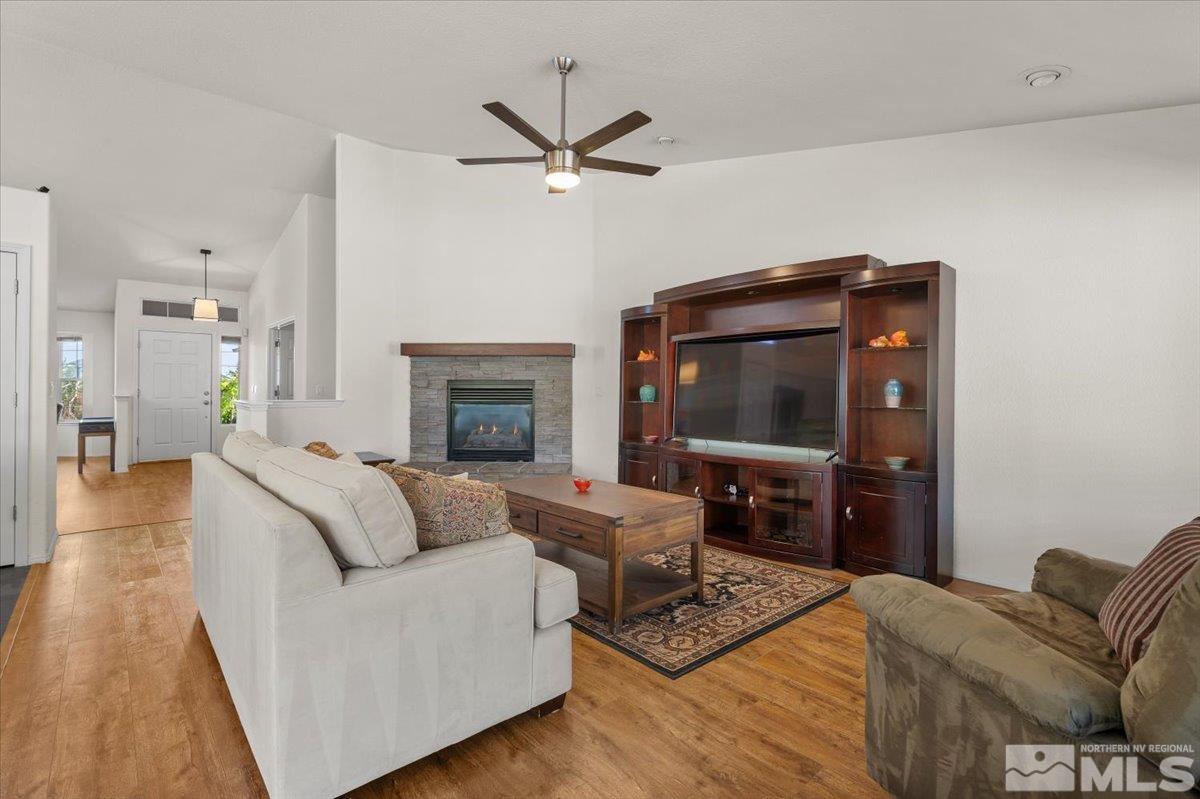 15524 Quicksilver Drive Property Photo 12