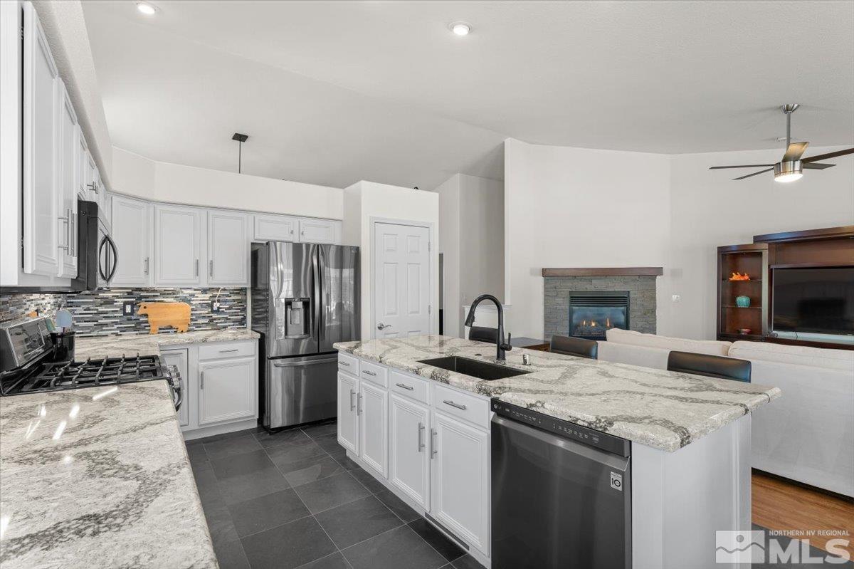 15524 Quicksilver Drive Property Photo 16