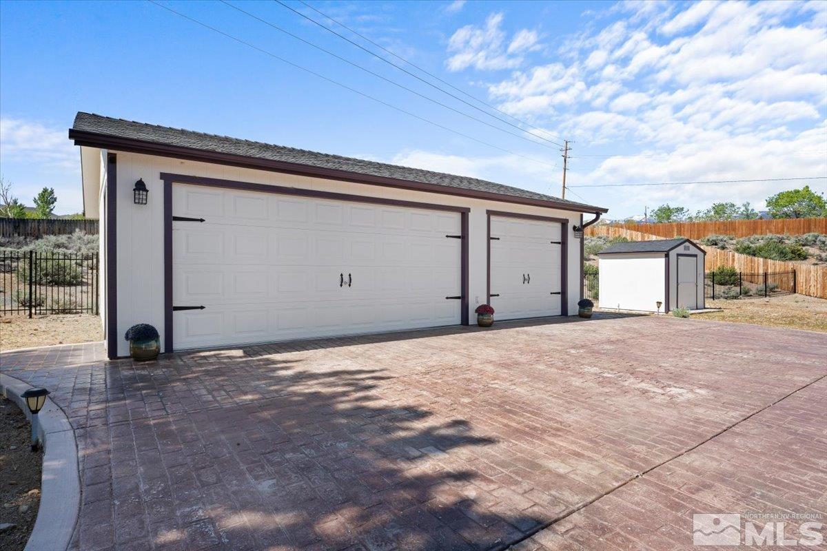 15524 Quicksilver Drive Property Photo 39