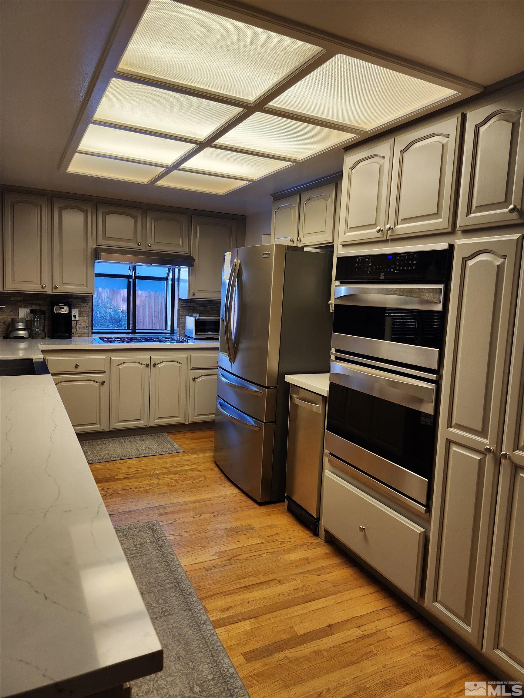 4815 Golden Springs Drive Property Photo 2
