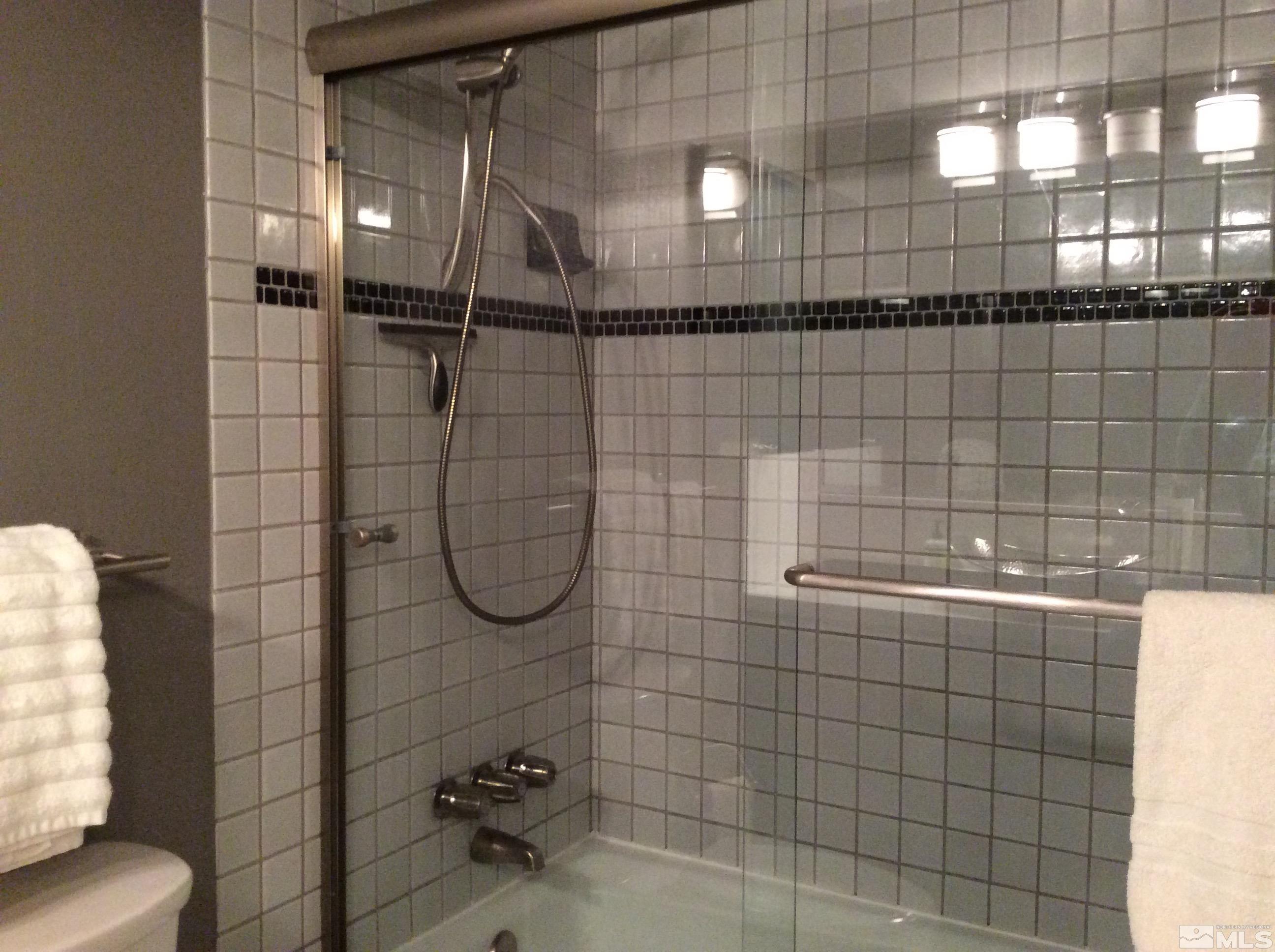 4815 Golden Springs Drive Property Photo 14