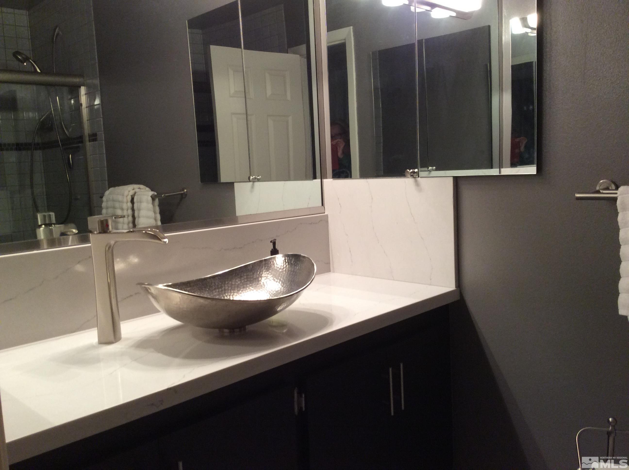 4815 Golden Springs Drive Property Photo 15