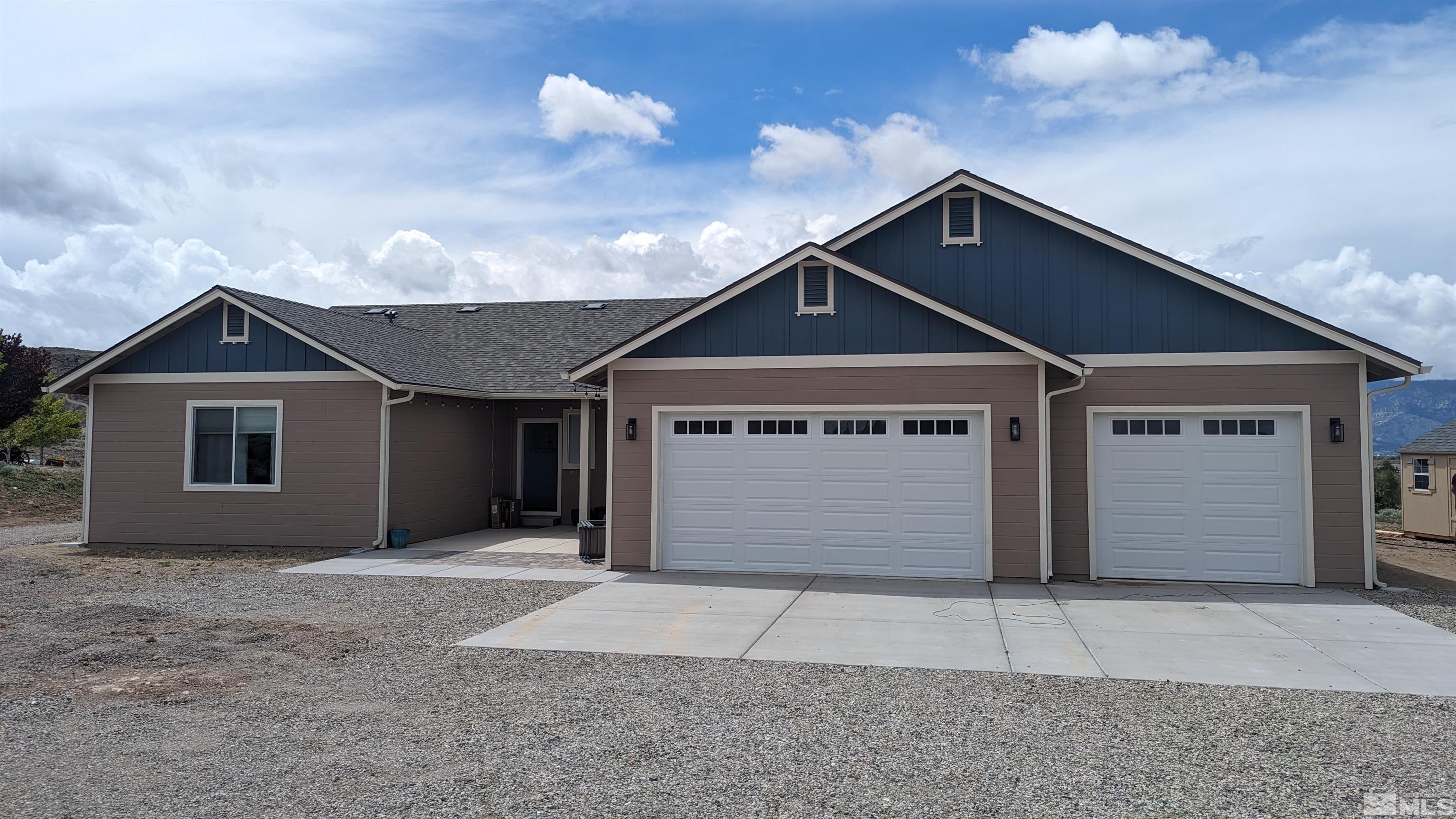 2550 East Valley Property Photo