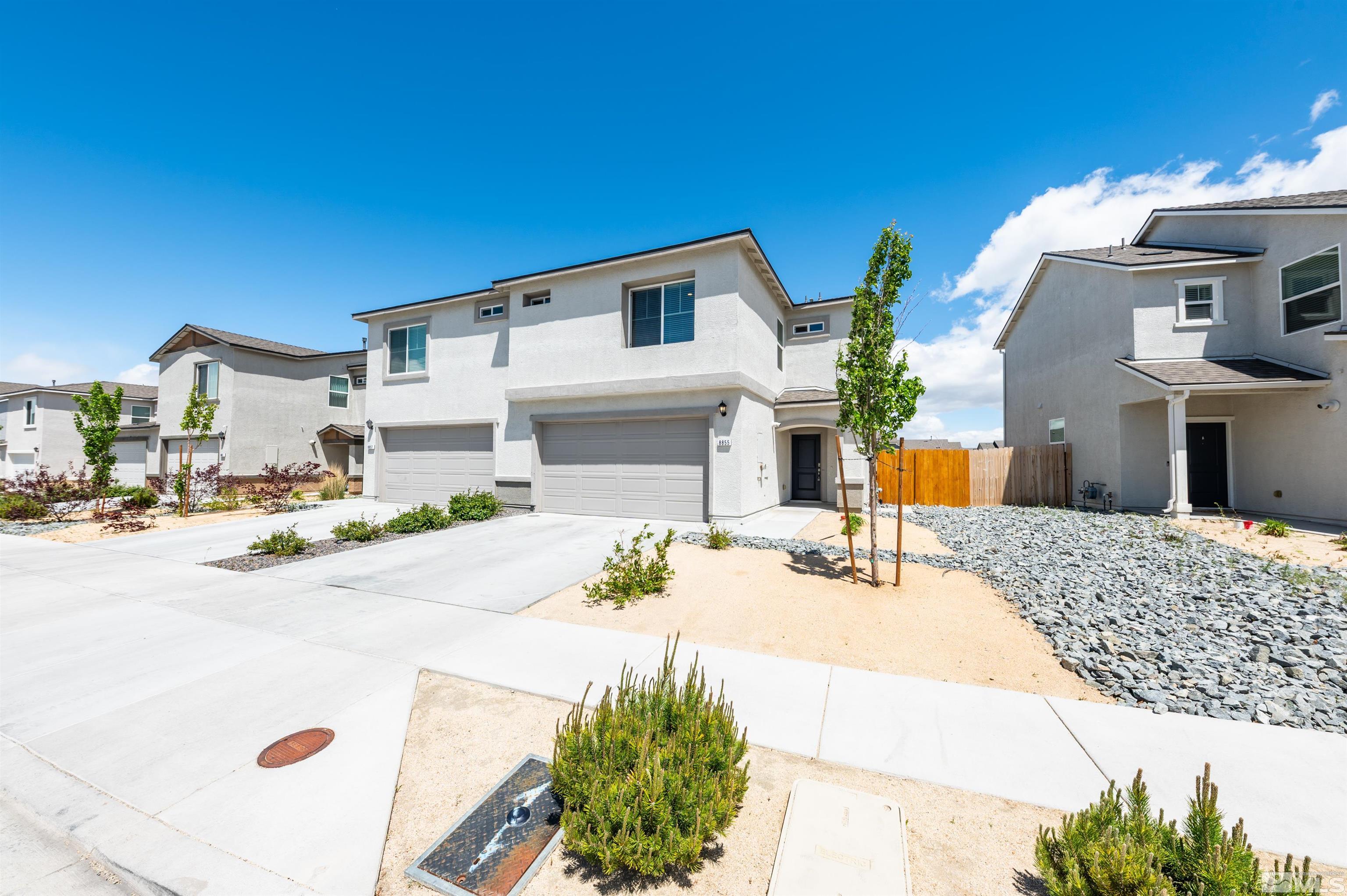 8855 Wolf Moon Drive Property Photo 1