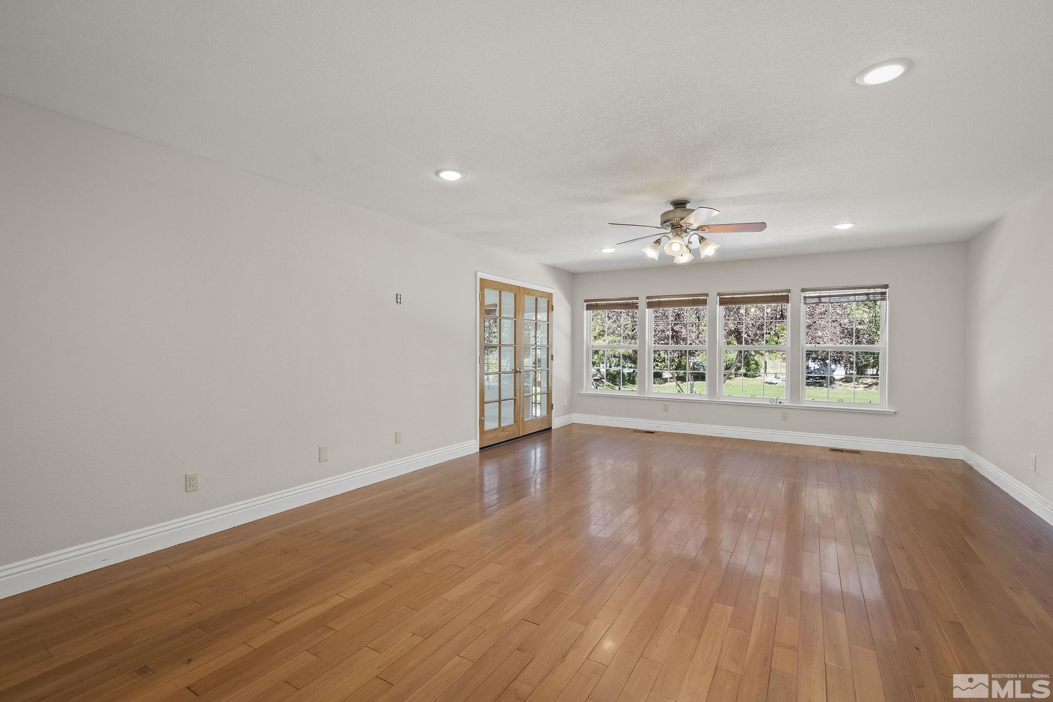 1520 Jones St Property Photo 12