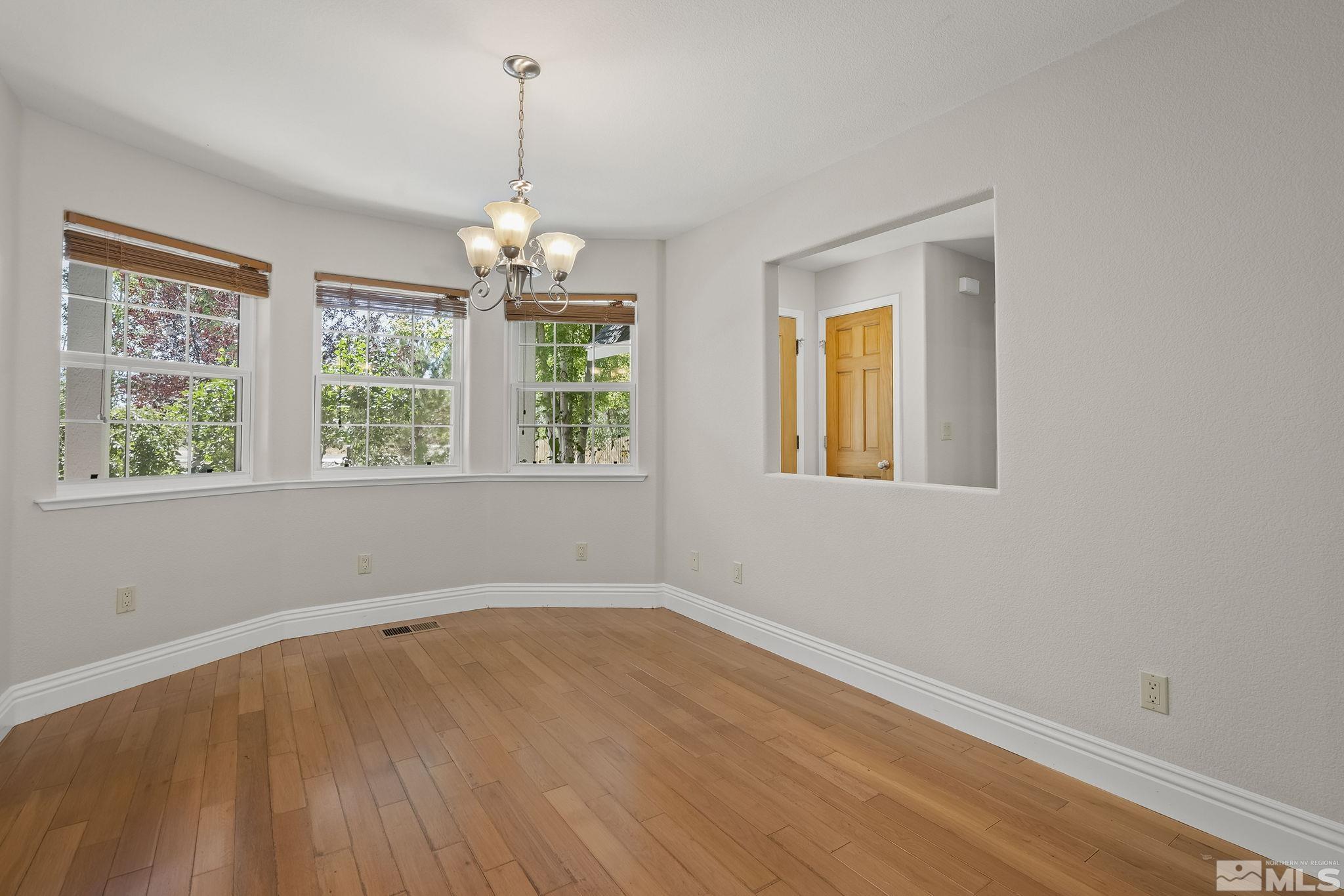 1520 Jones St Property Photo 13