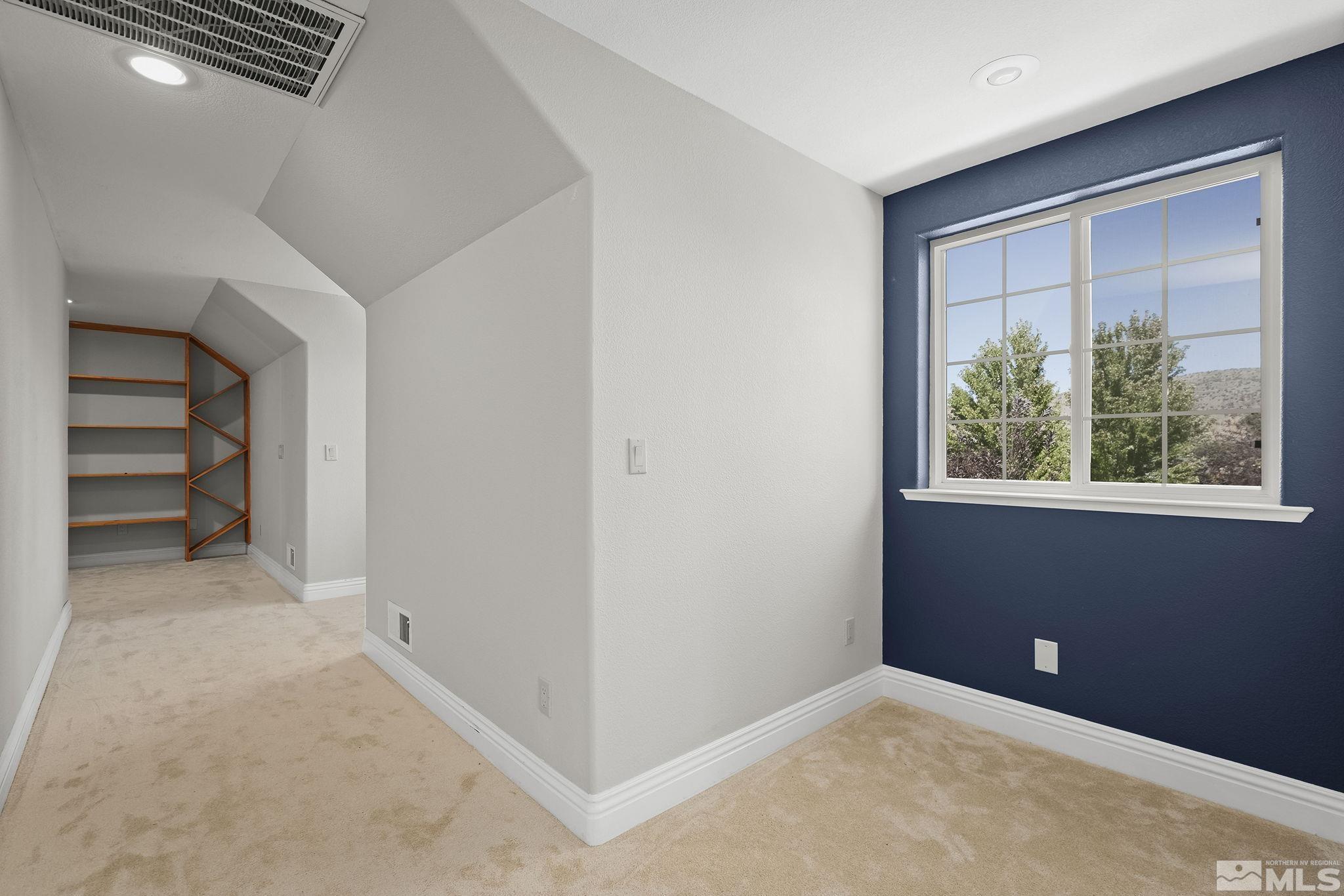 1520 Jones St Property Photo 27
