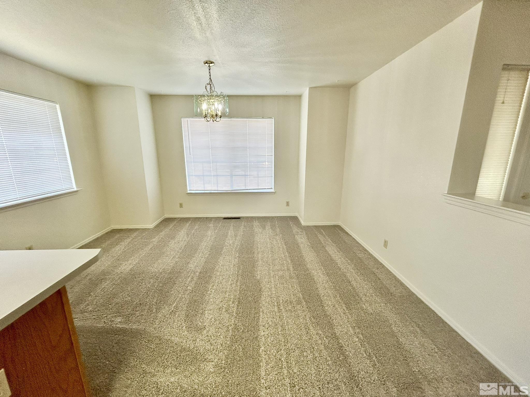 1447 N Marion Russell Dr Property Photo 2