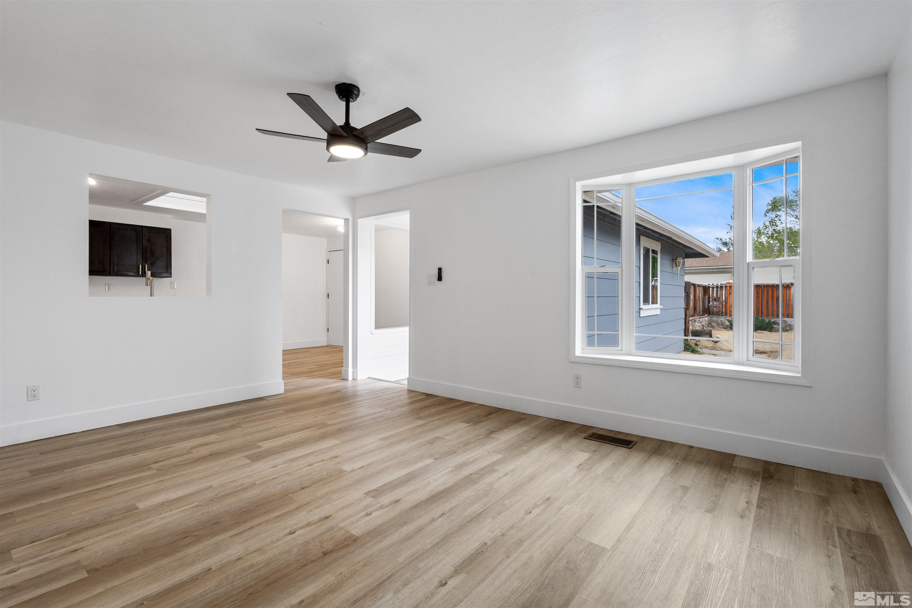 6798 Flower St Property Photo 6