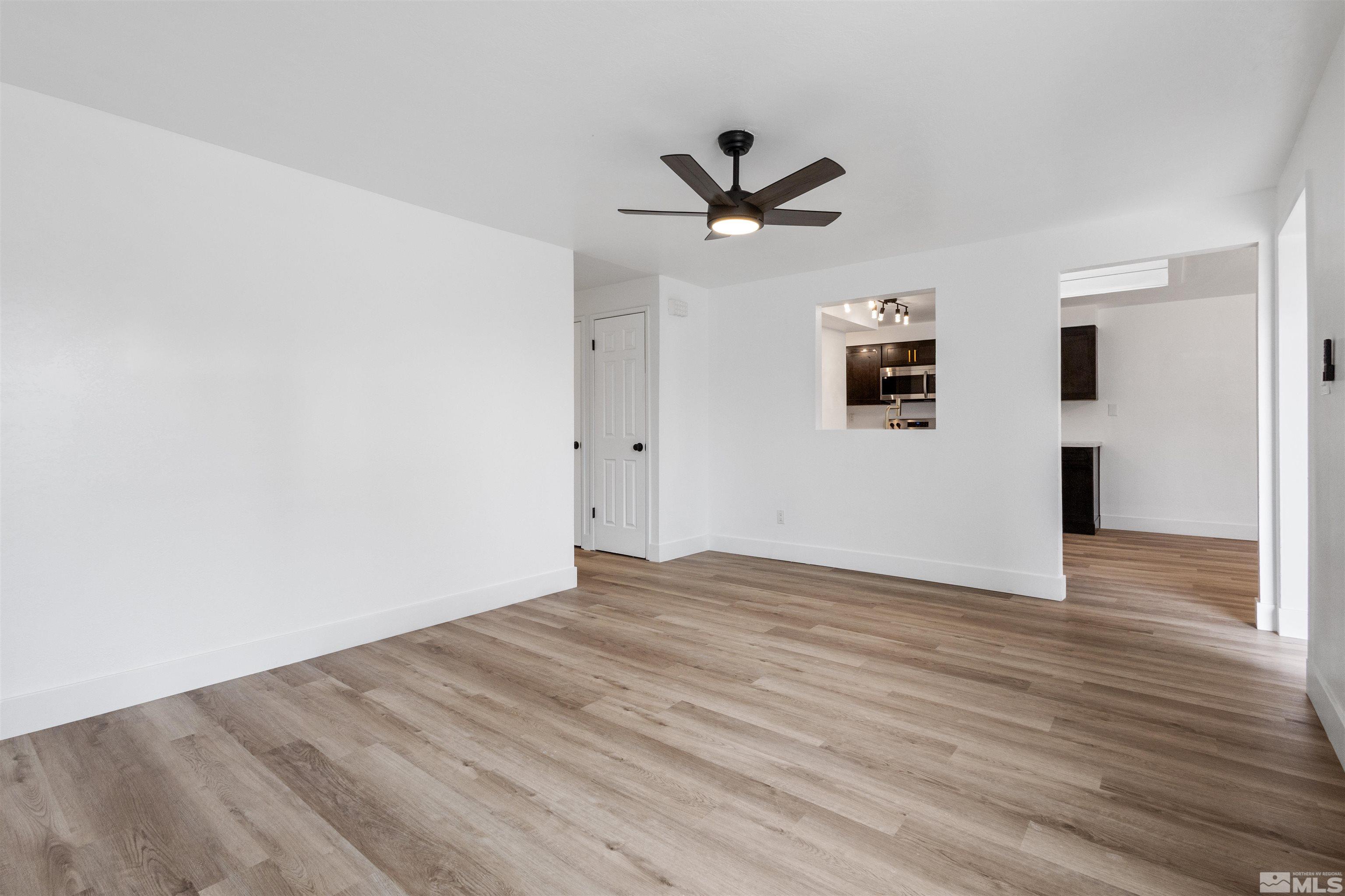 6798 Flower St Property Photo 7