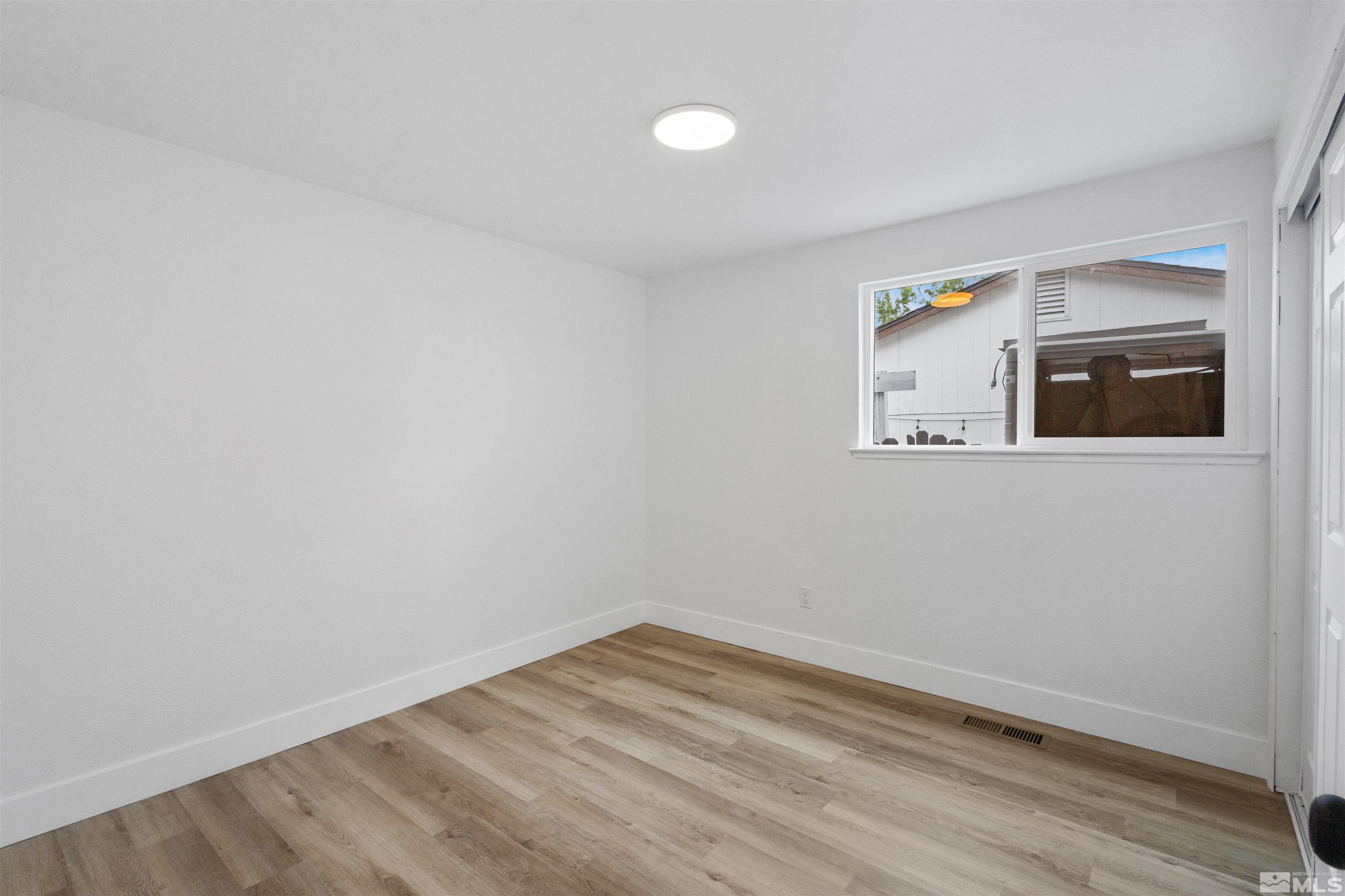 6798 Flower St Property Photo 12