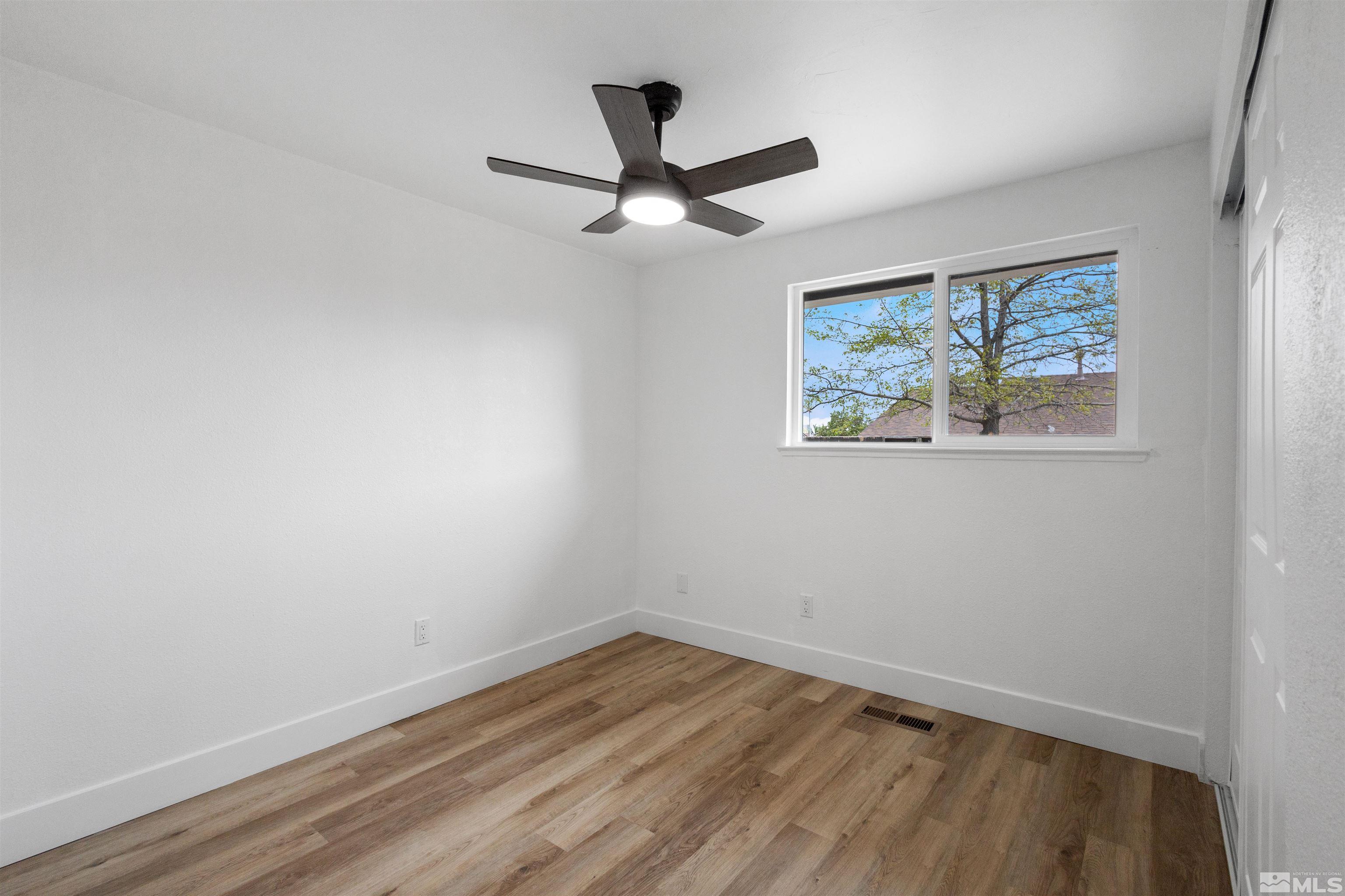 6798 Flower St Property Photo 13