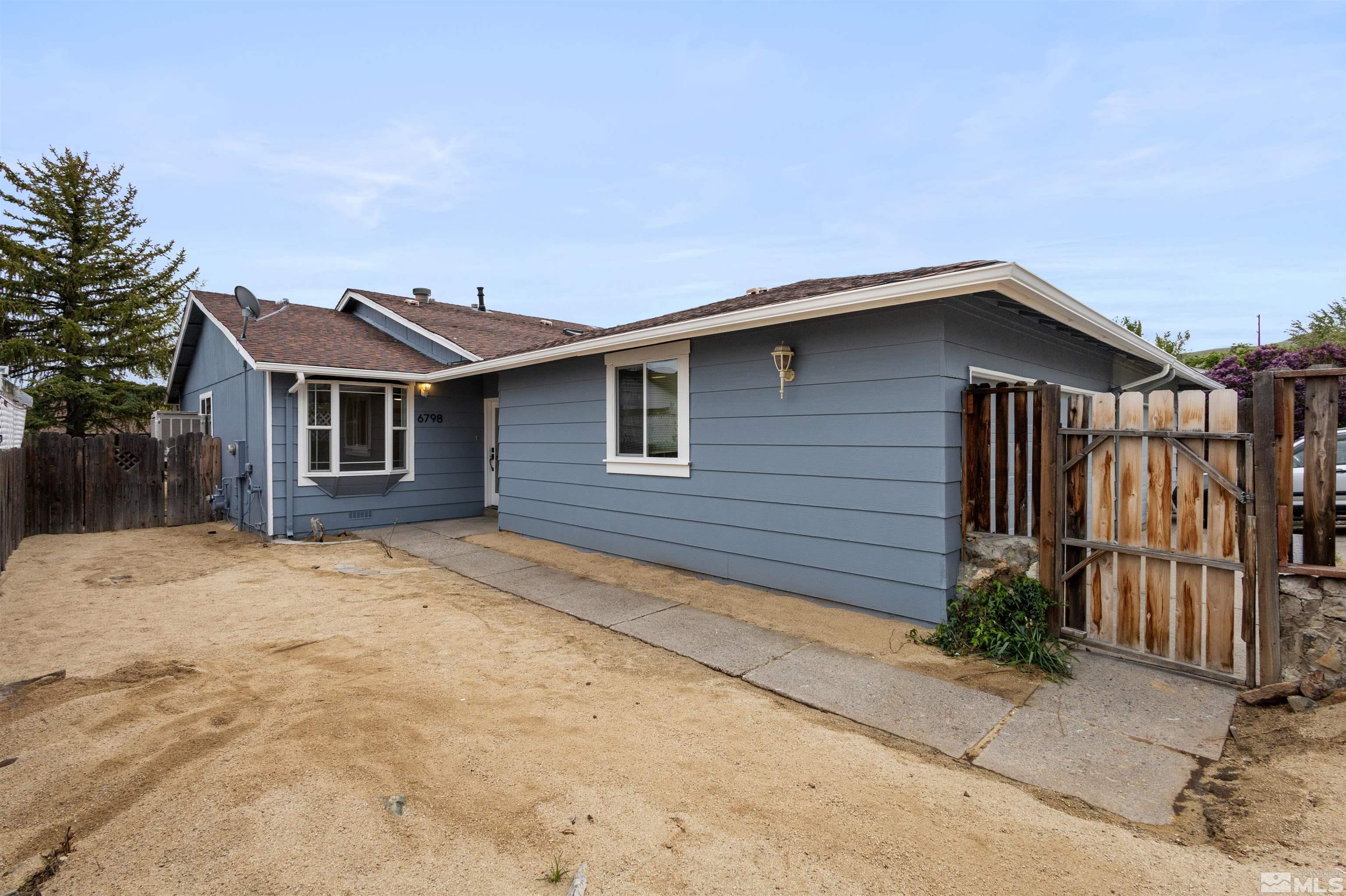 6798 Flower St Property Photo 14