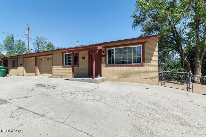 1365 E 11th Street Property Photo 1