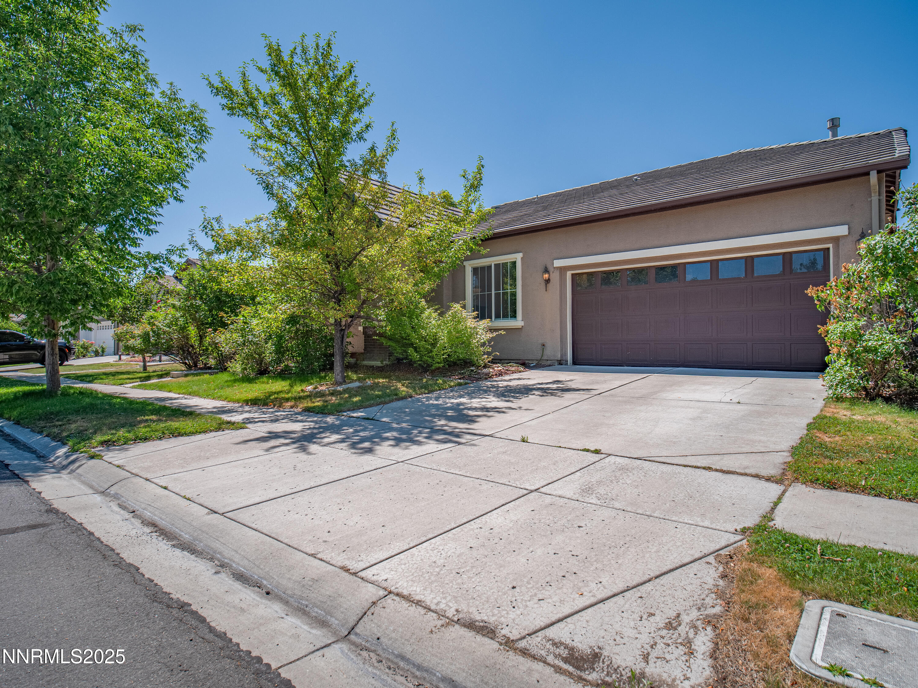 1840 Granite Chief Drive Property Photo 2