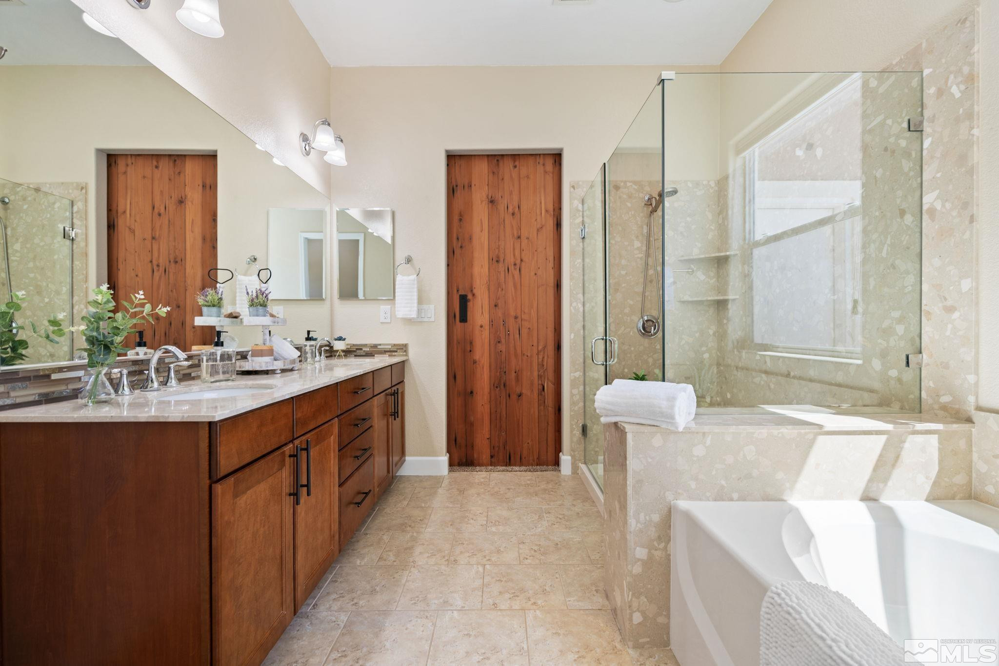 385 Horizon Ridge Road Property Photo 33