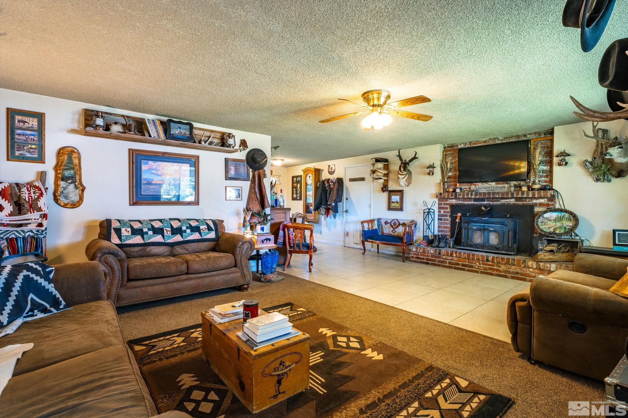 6995 Franktown Road Property Photo 14