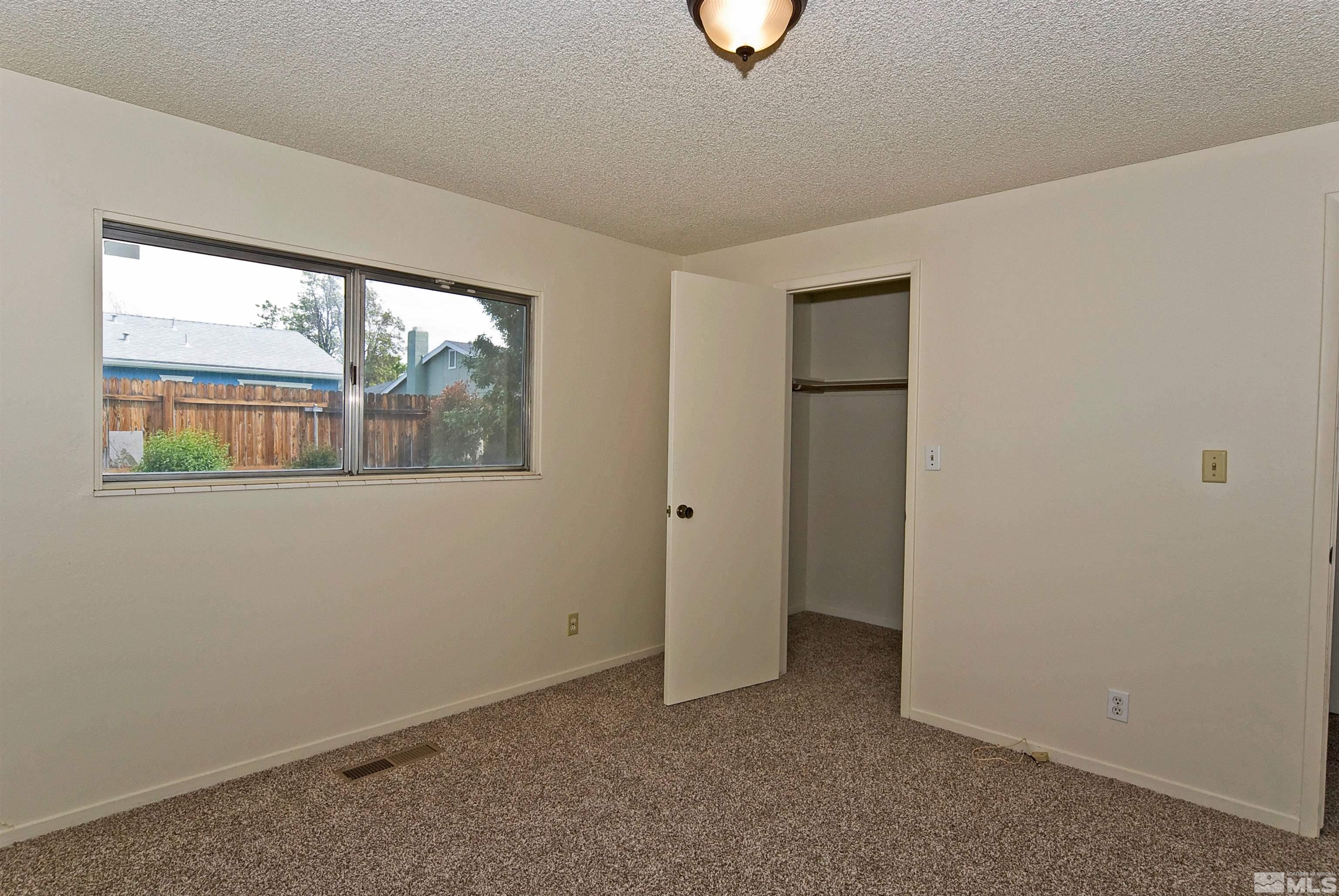 1476 Heather Court Property Photo 18
