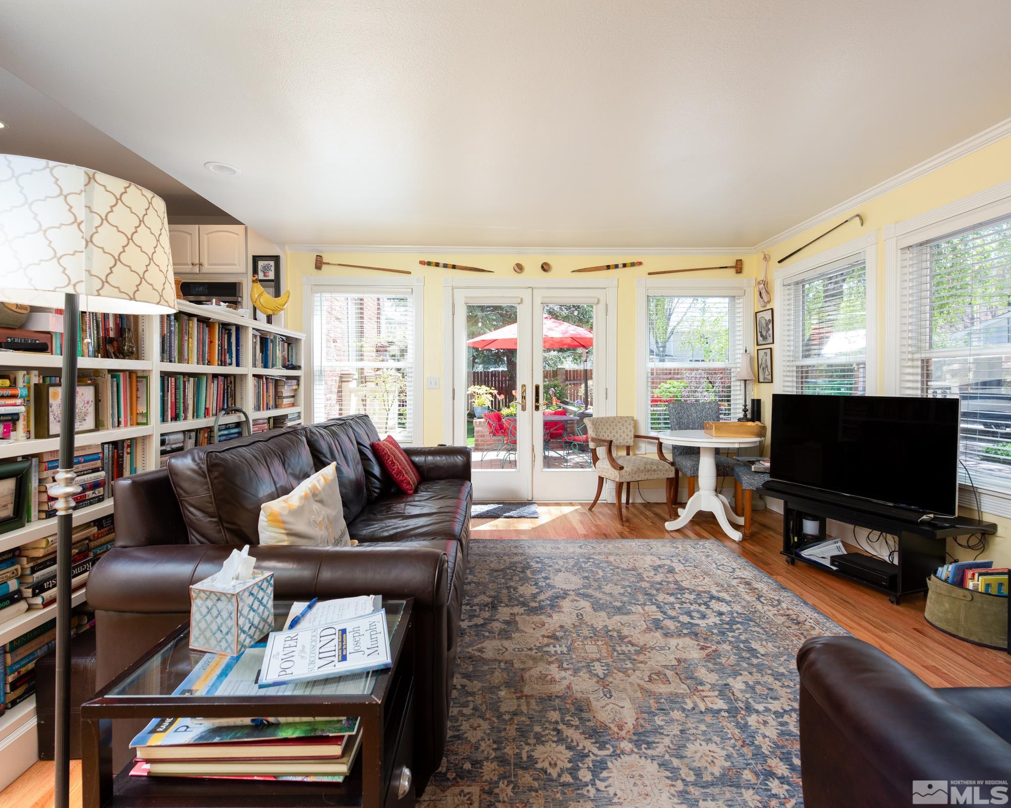 308 Thompson Street Property Photo 13