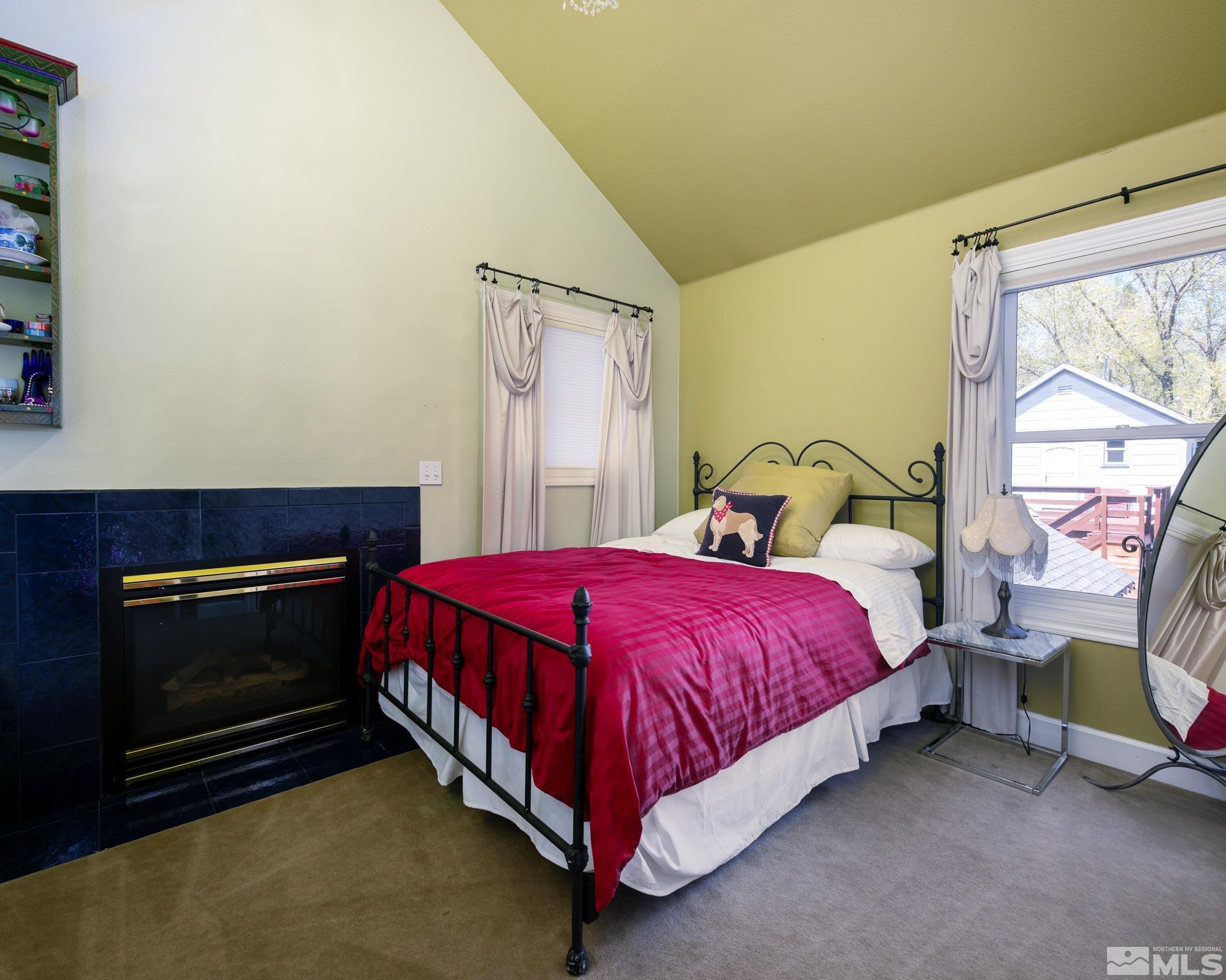 308 Thompson Street Property Photo 23