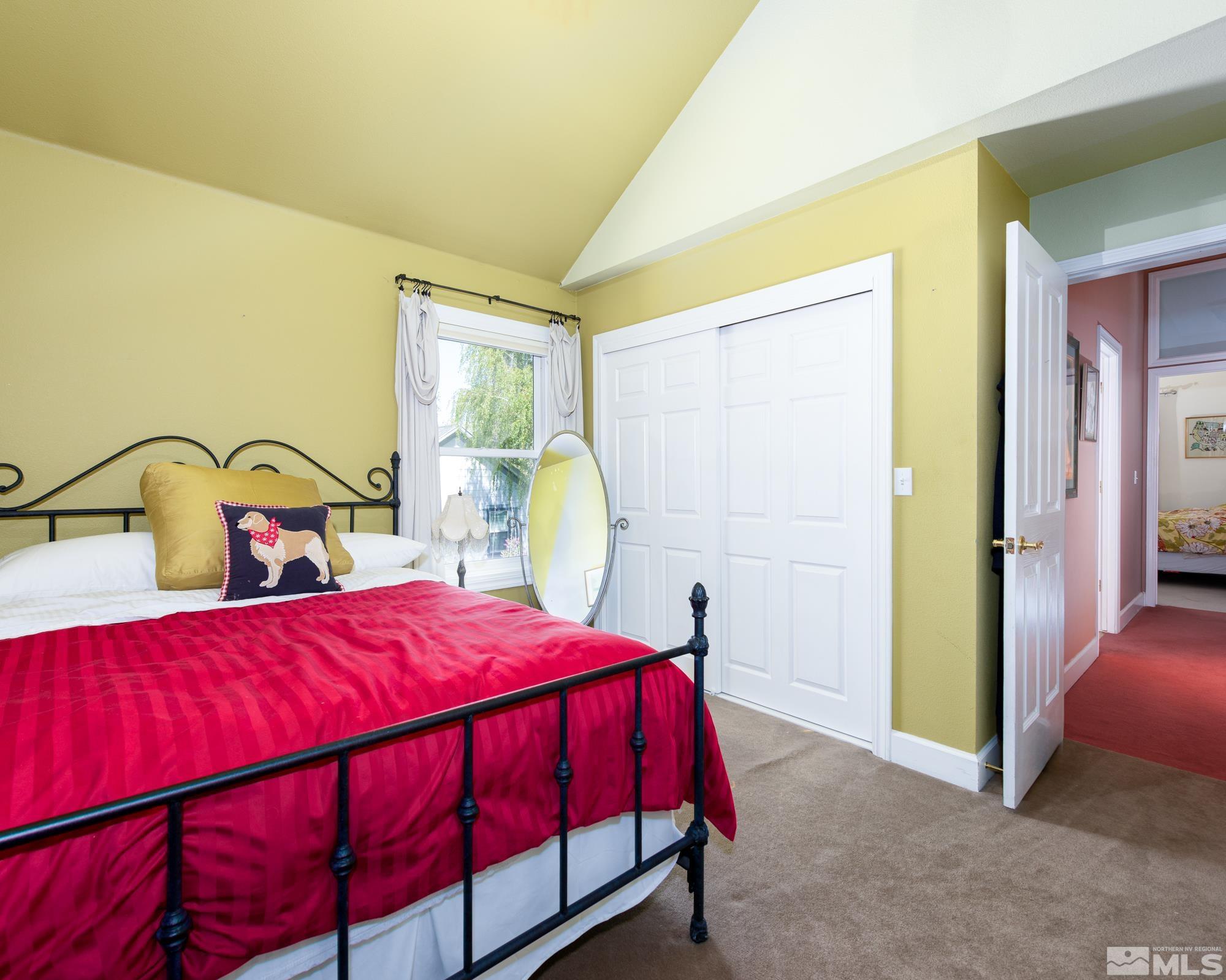 308 Thompson Street Property Photo 25