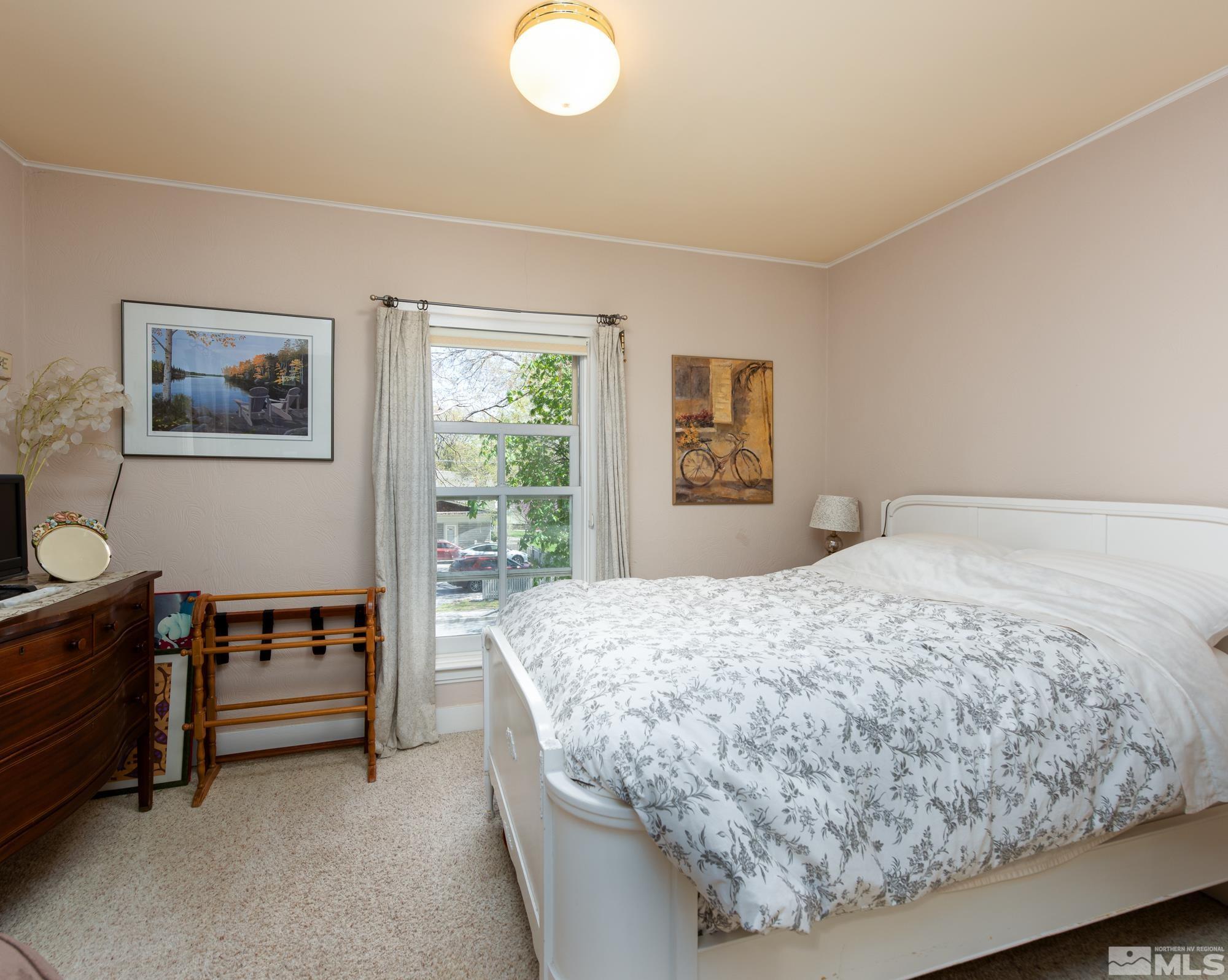 308 Thompson Street Property Photo 27