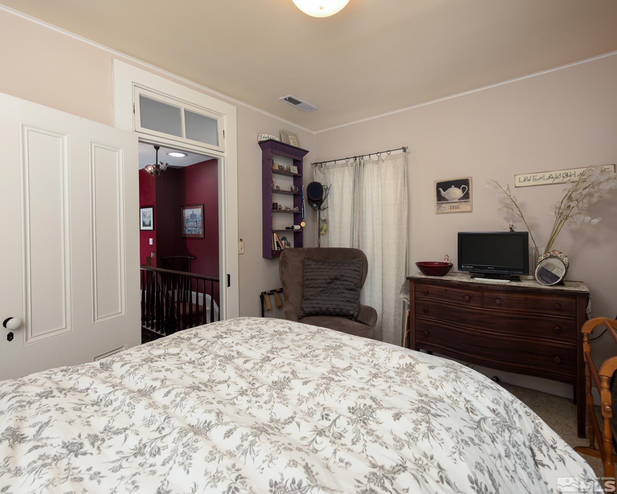 308 Thompson Street Property Photo 28