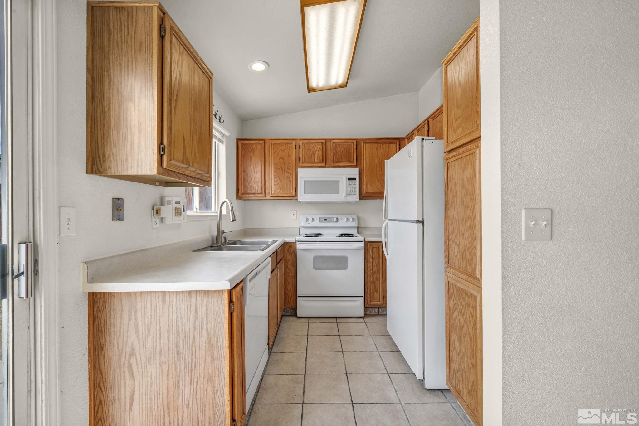 6390 Mohegan Court Property Photo 7