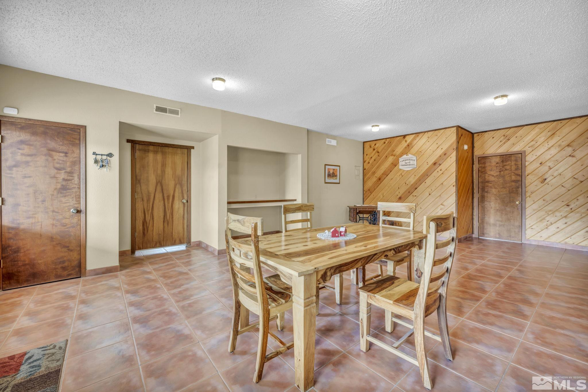 1131 Linda Anne Court Property Photo 23