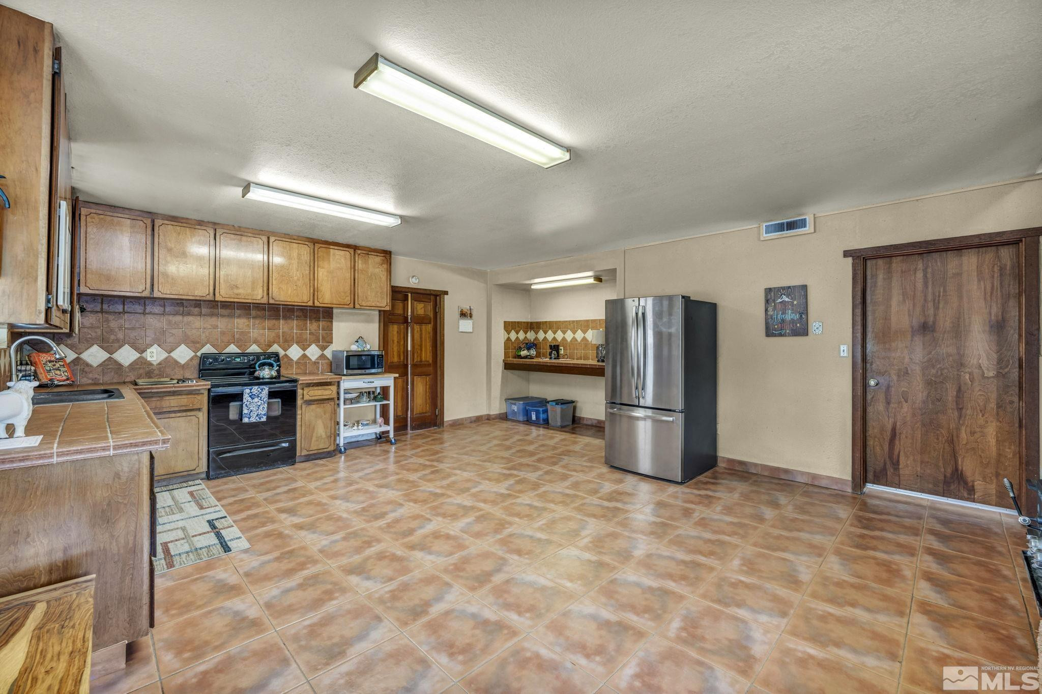 1131 Linda Anne Court Property Photo 26