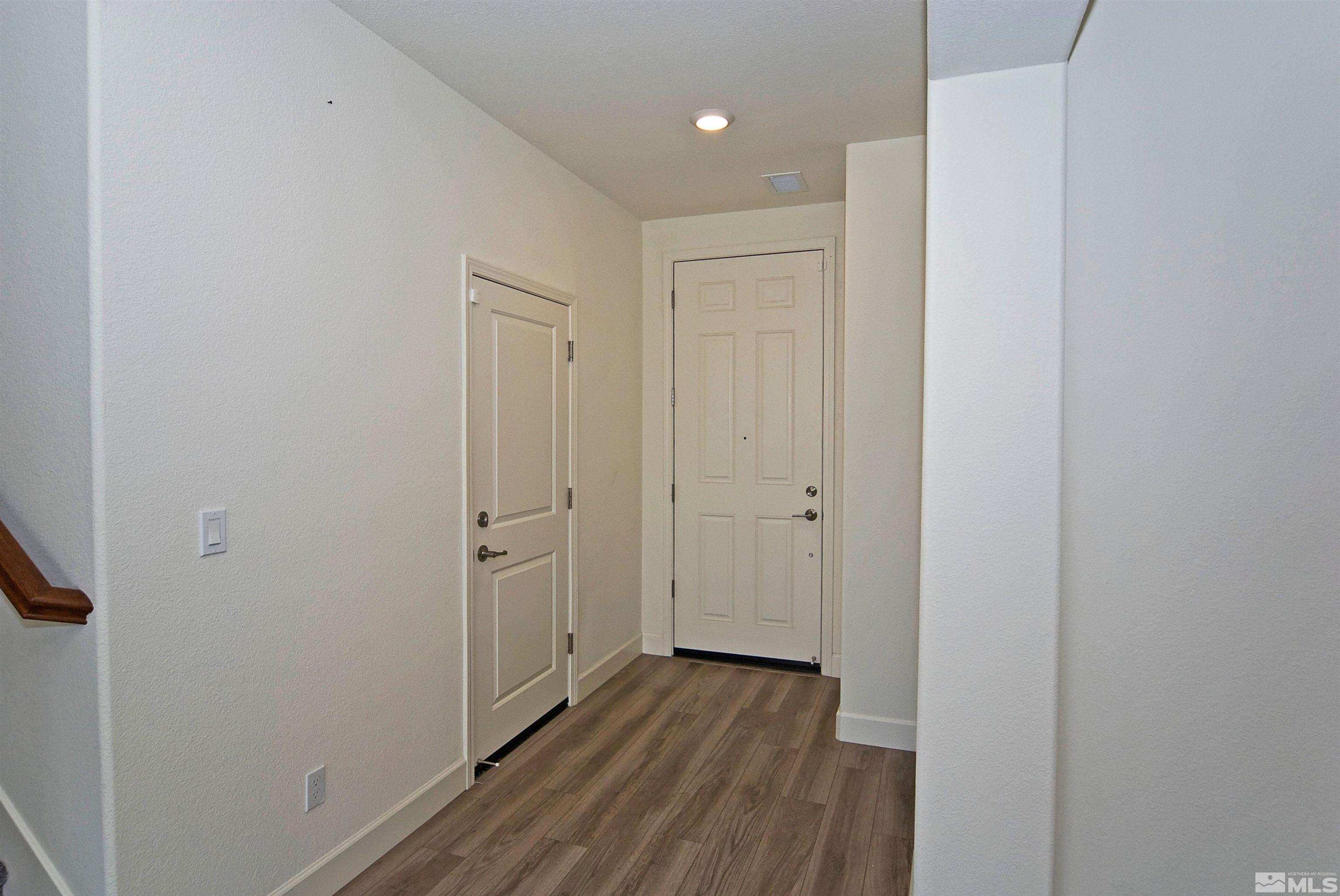 2091 Forest Grove Lane Property Photo 7