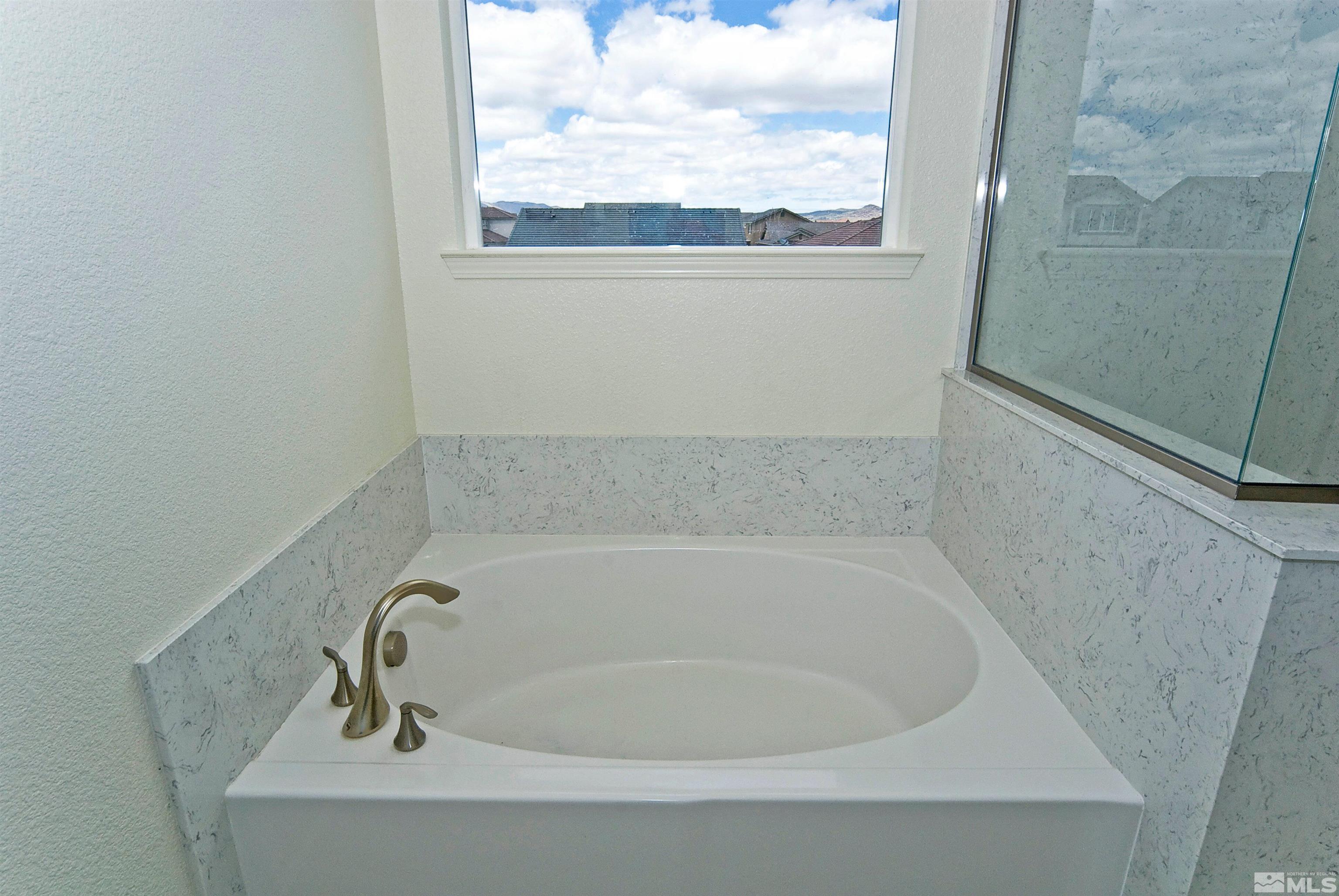 2091 Forest Grove Lane Property Photo 25